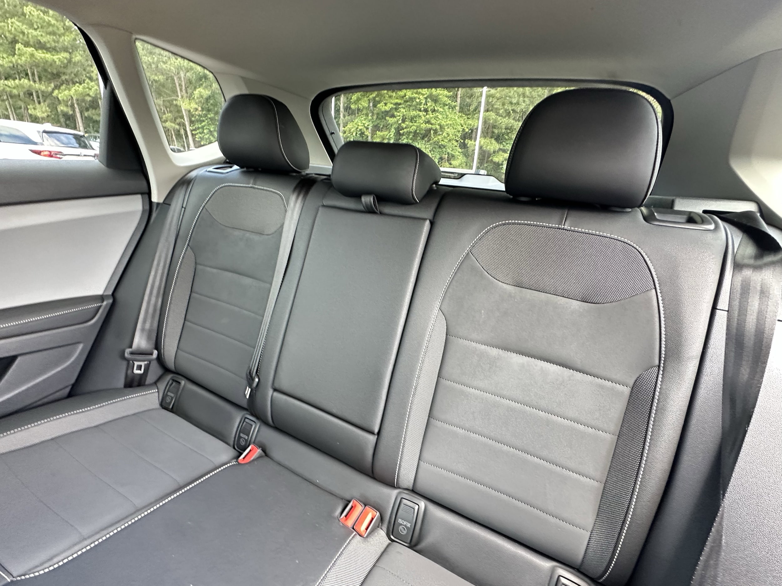 Volkswagen Taos SE 4MOTION
