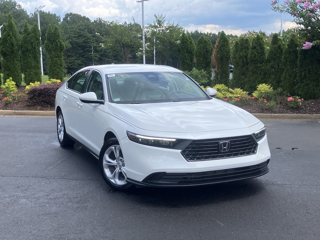 Used 2025 Honda Accord LX CVT Sedan