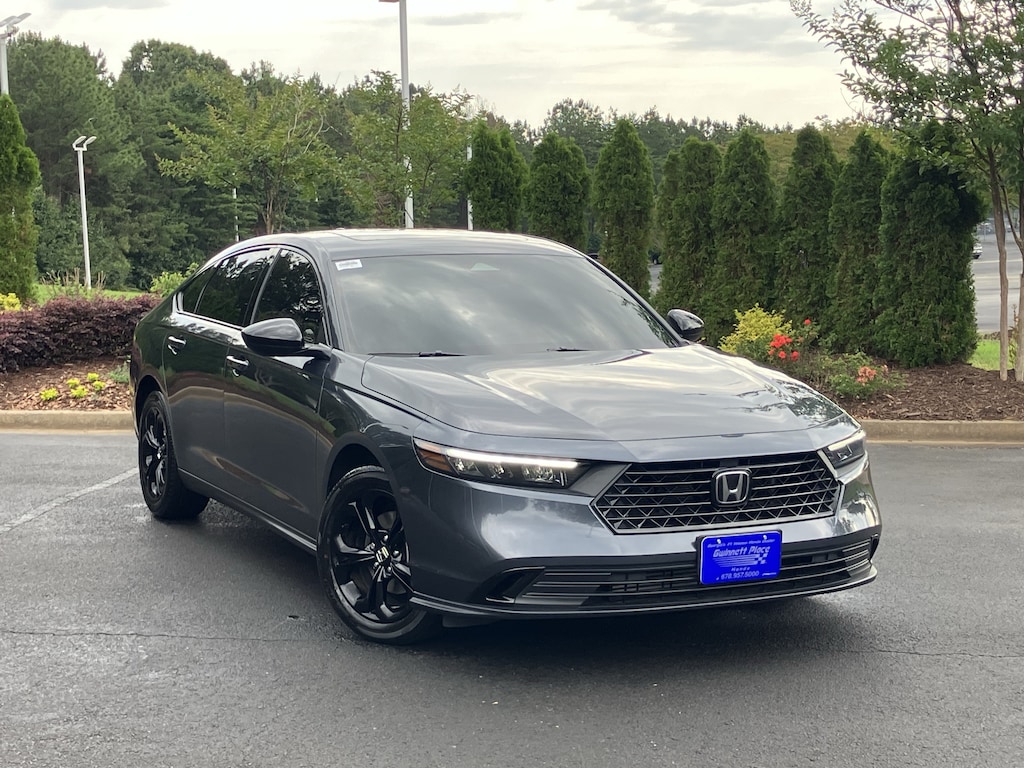 Used 2025 Honda Accord SE CVT Sedan