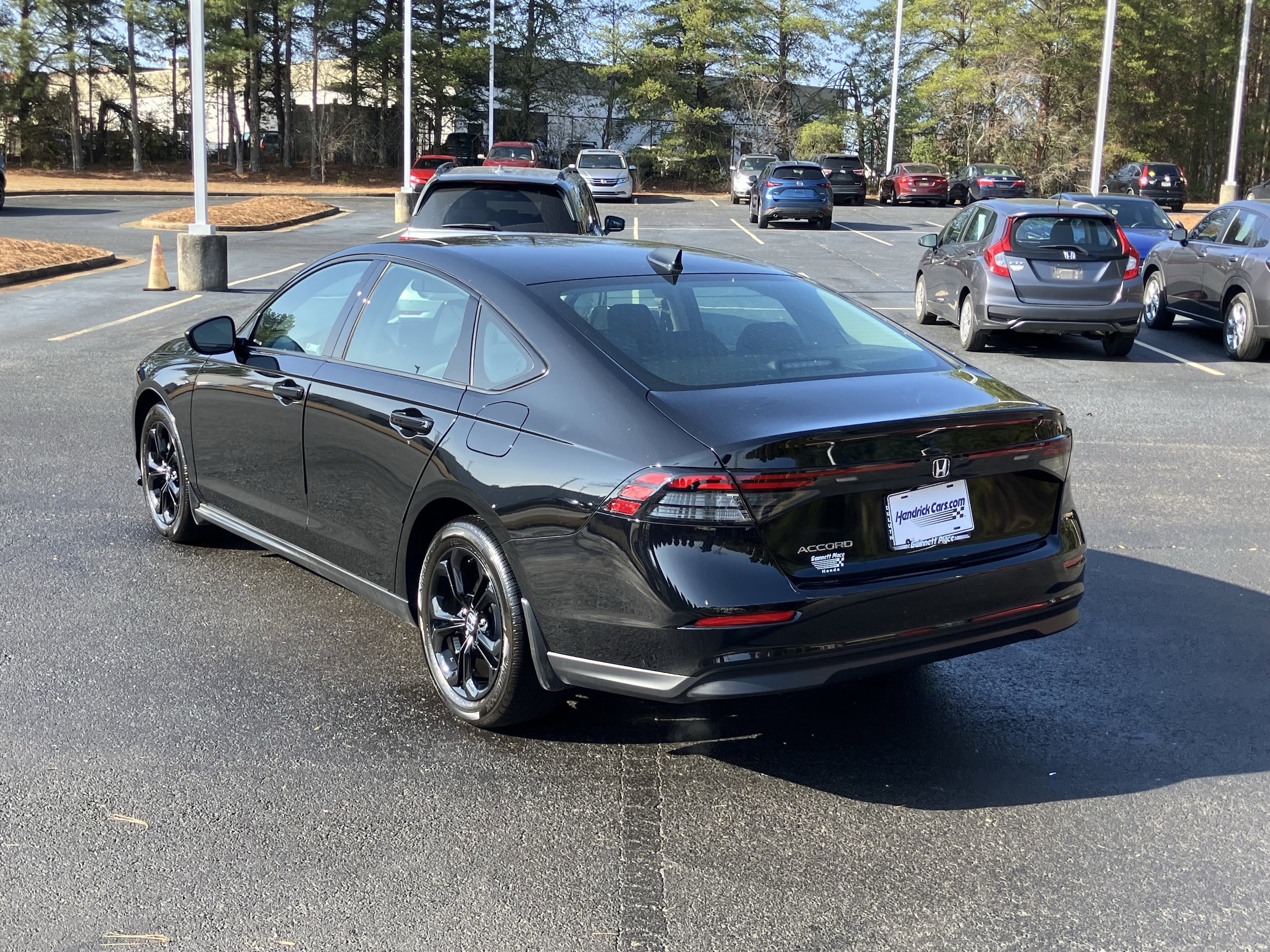 2025 Honda Accord SE CVT photo 3