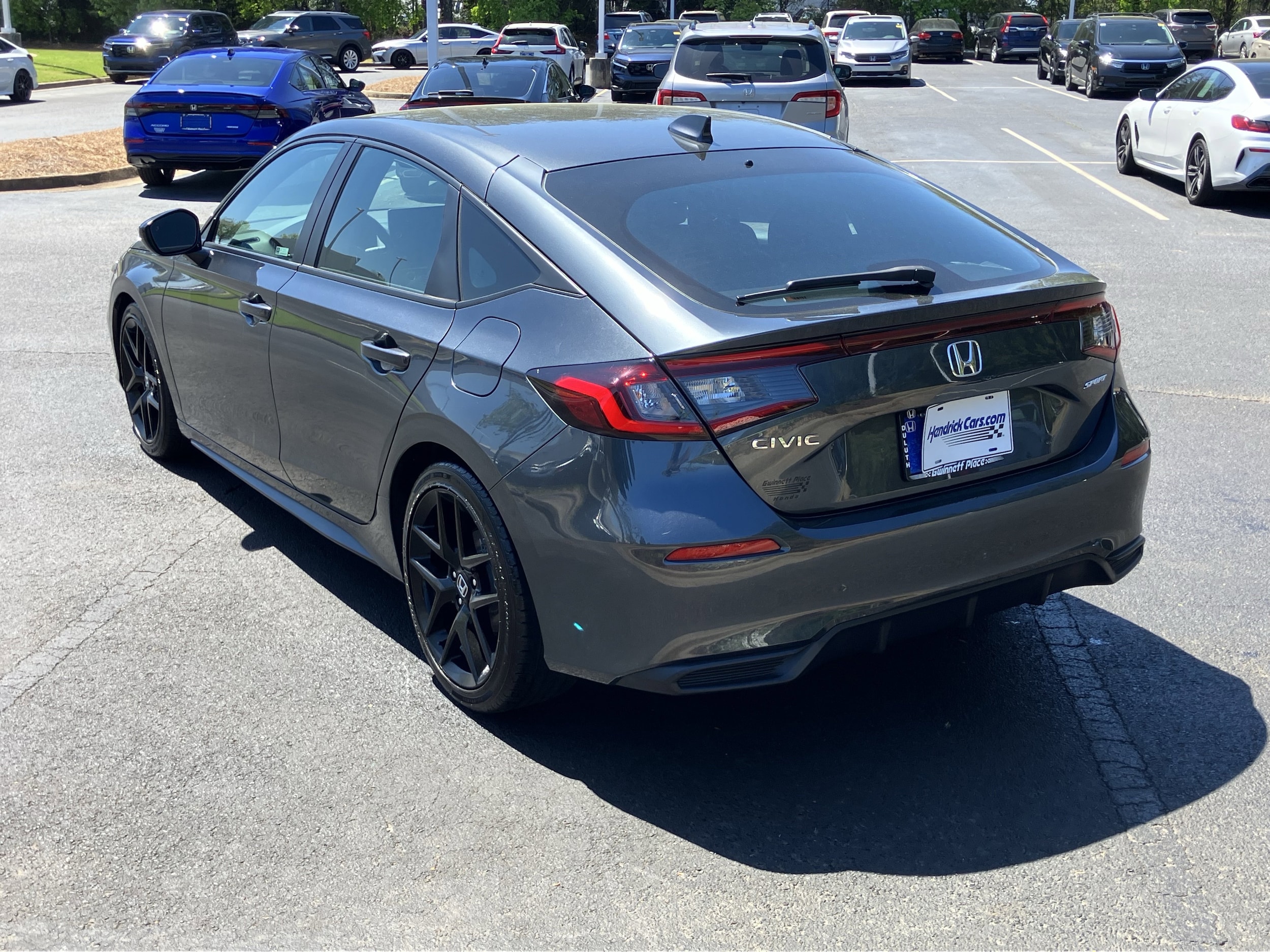 2025 Honda Civic Sport CVT photo 3