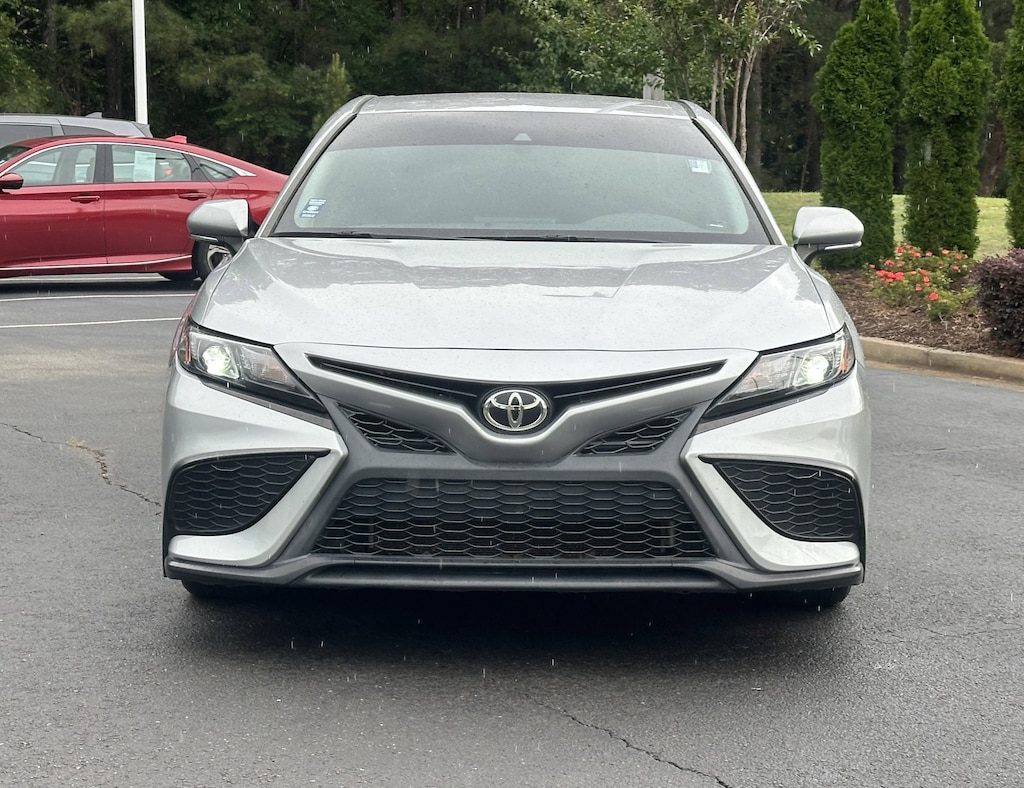 Used 2022 Toyota Camry SE Auto Sedan