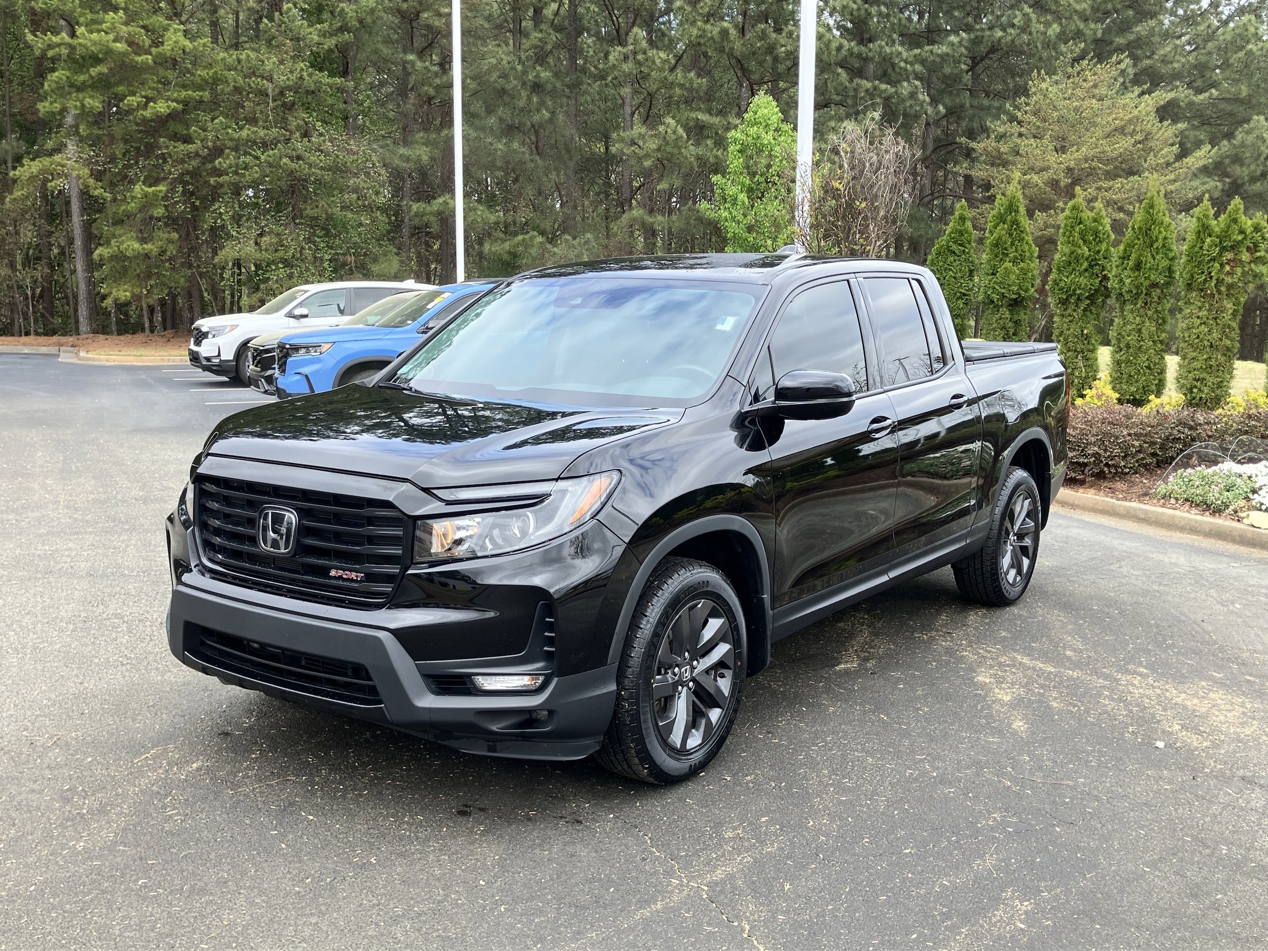 2023 Honda Ridgeline Sport AWD photo 5