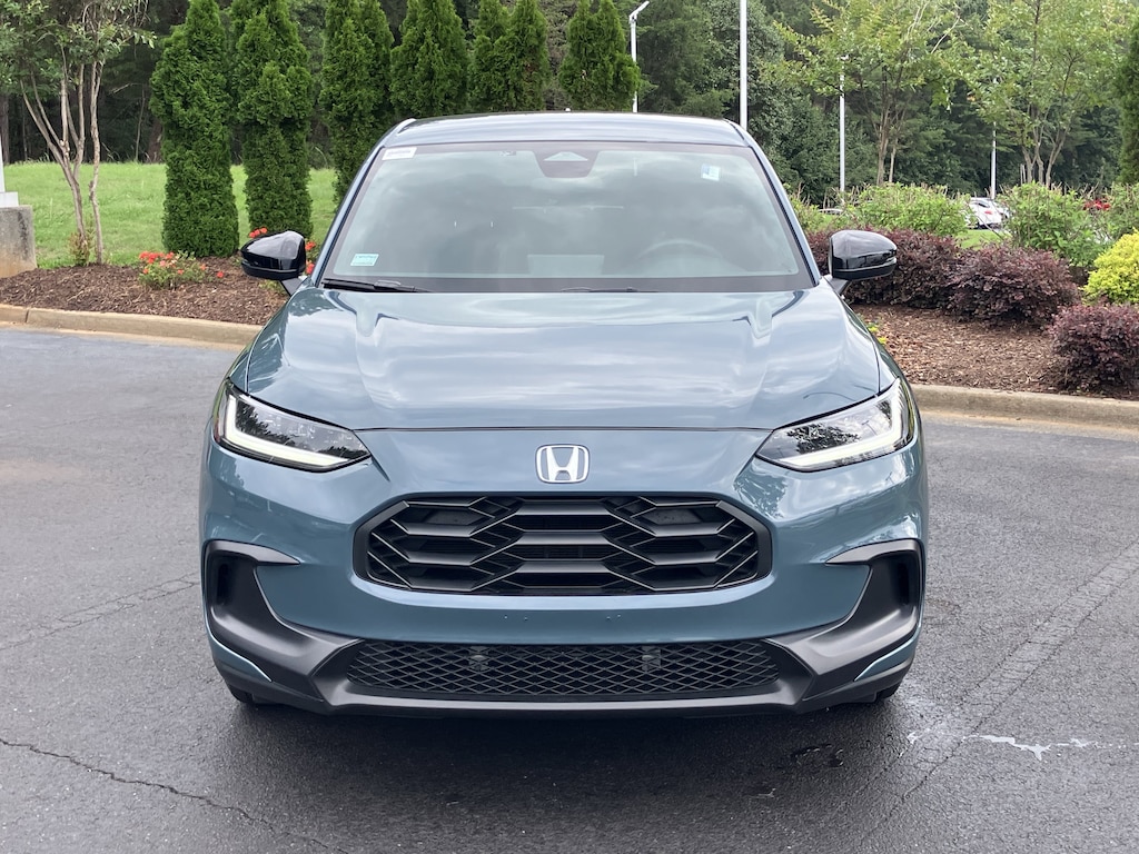 Certified 2025 Honda HR-V Sport 2WD CVT SUV