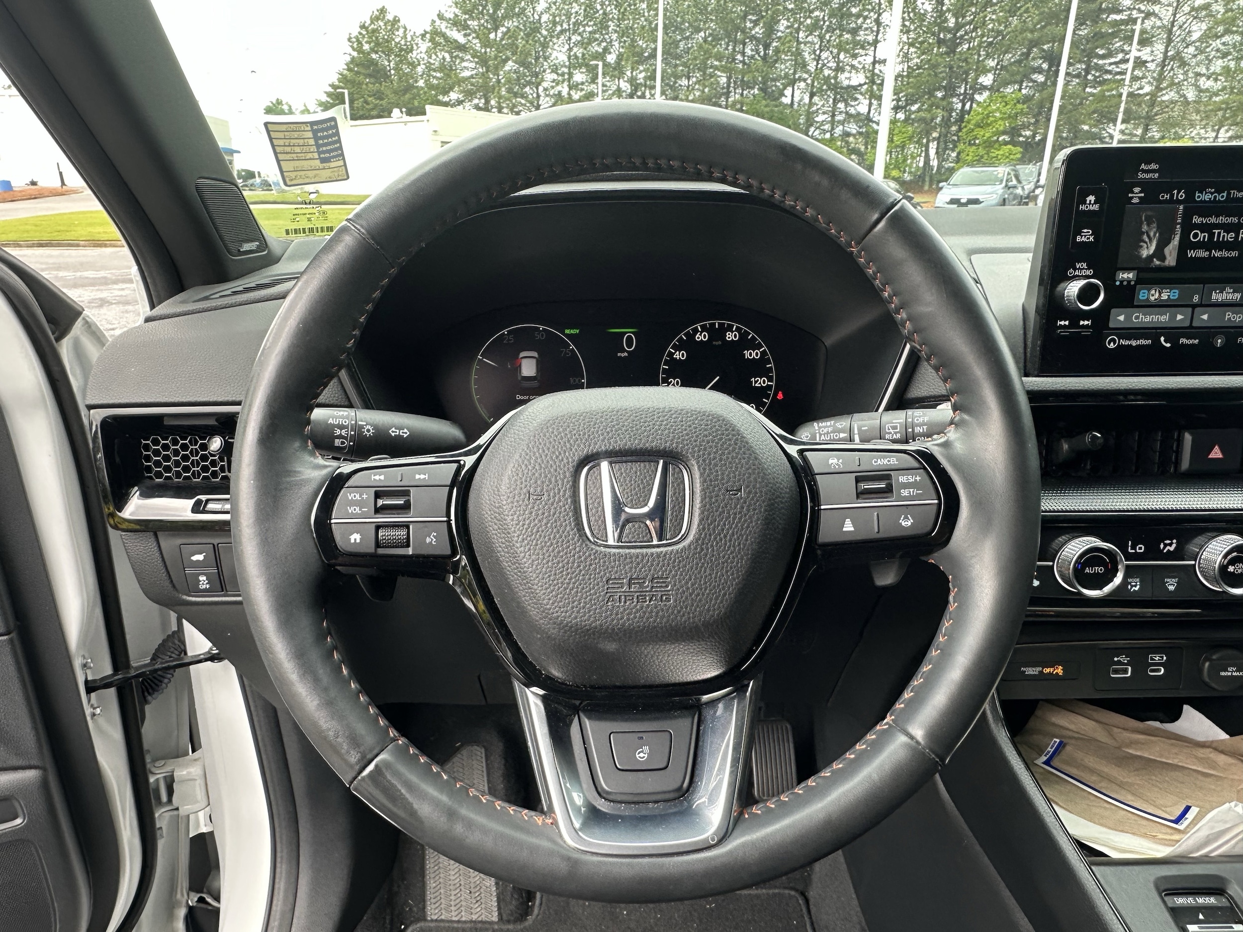 2024 Honda CR-V Hybrid Sport Touring AWD photo 5