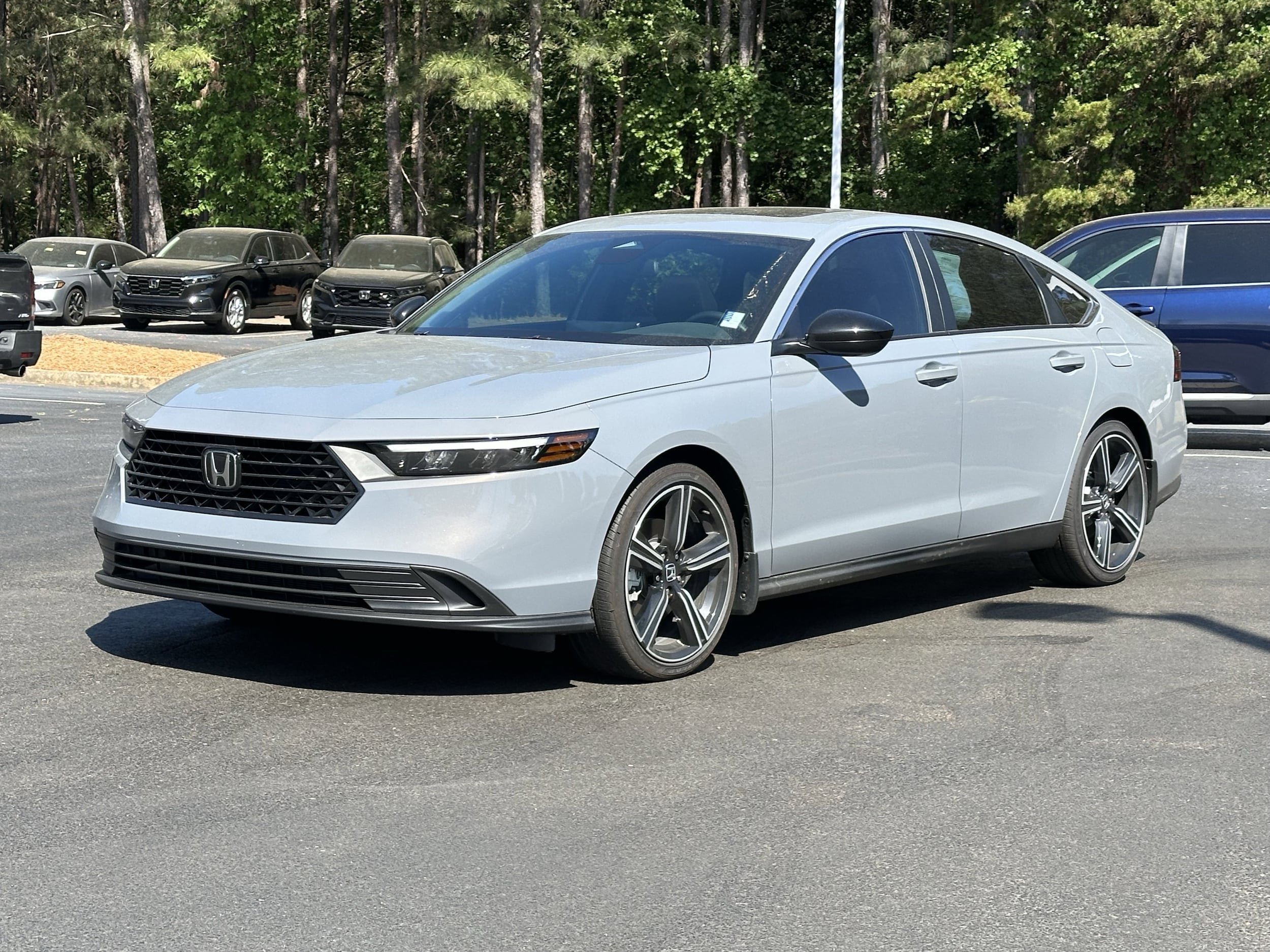 2025 Honda Accord Hybrid Sport Sedan photo 4