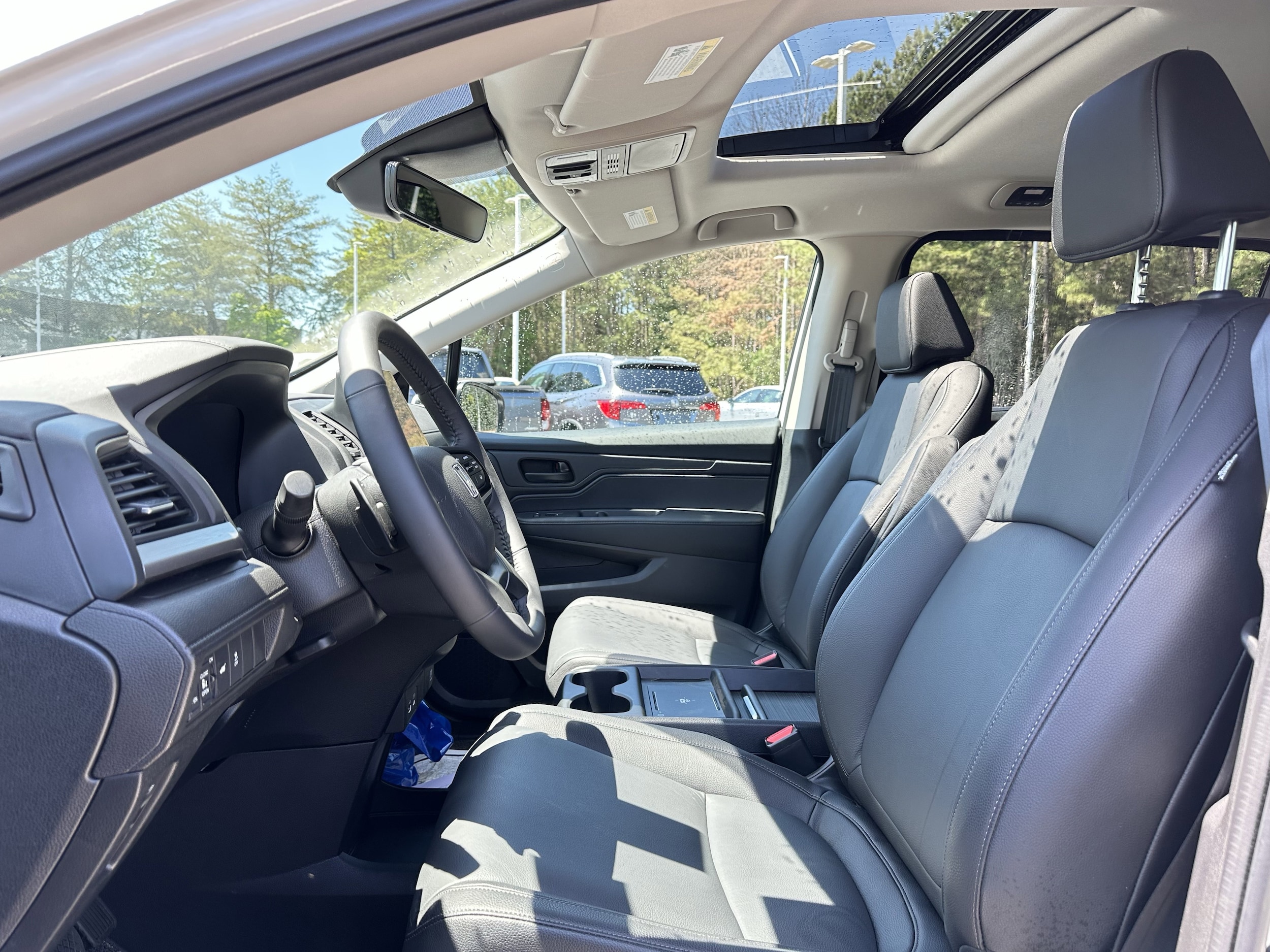 2026 Honda Odyssey EX-L Auto photo 6