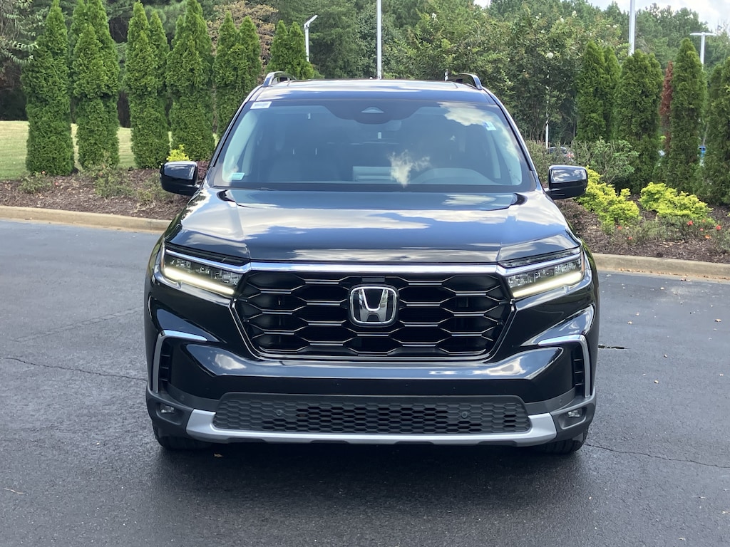 Certified 2024 Honda Pilot Touring 2WD SUV