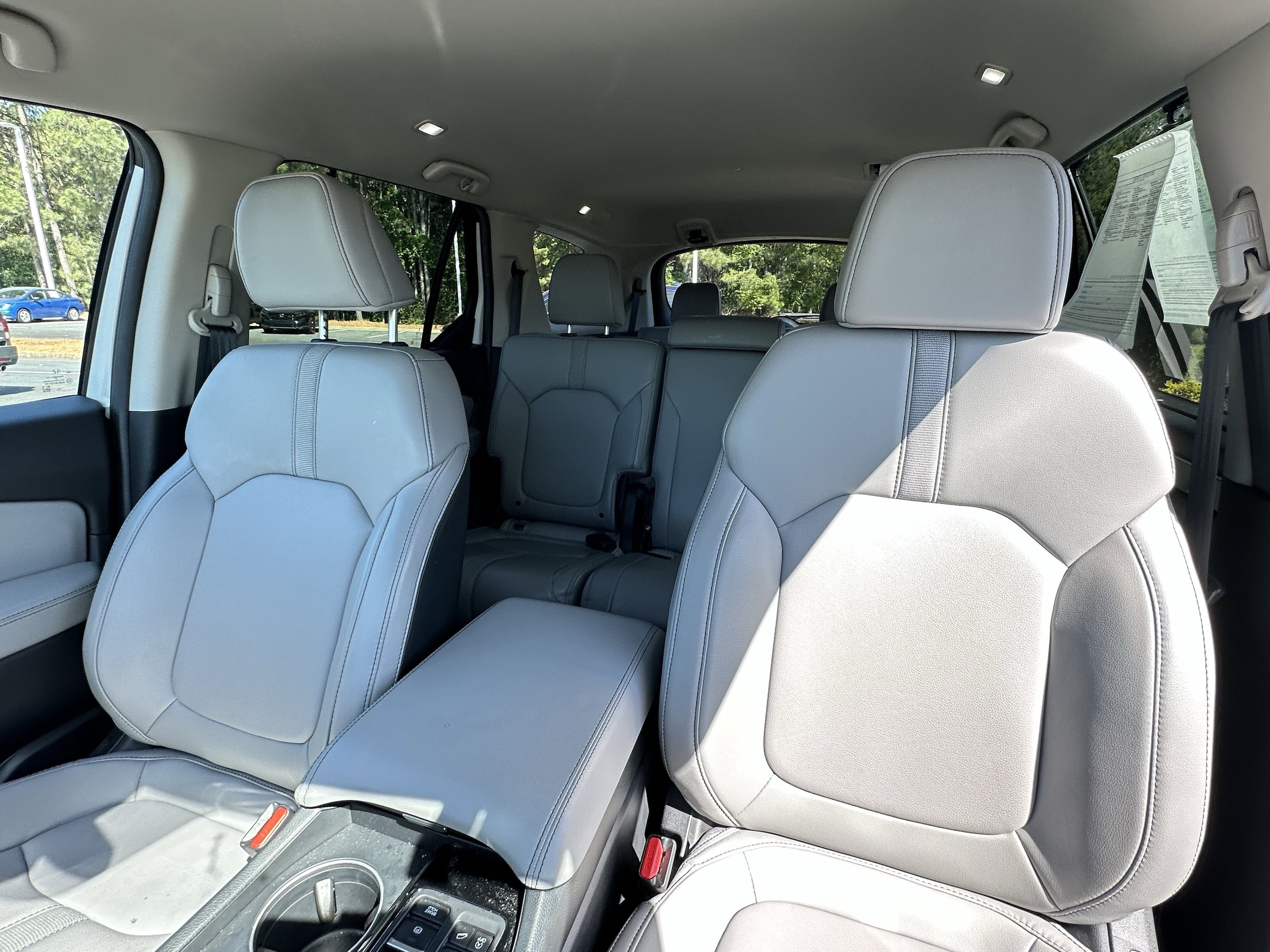 2025 Honda Pilot EX-L 2WD photo 6