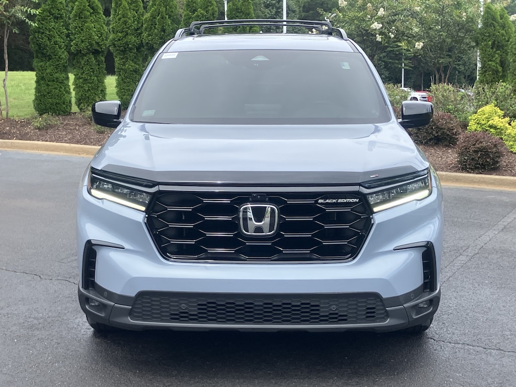 Certified 2025 Honda Pilot Black Edition AWD SUV
