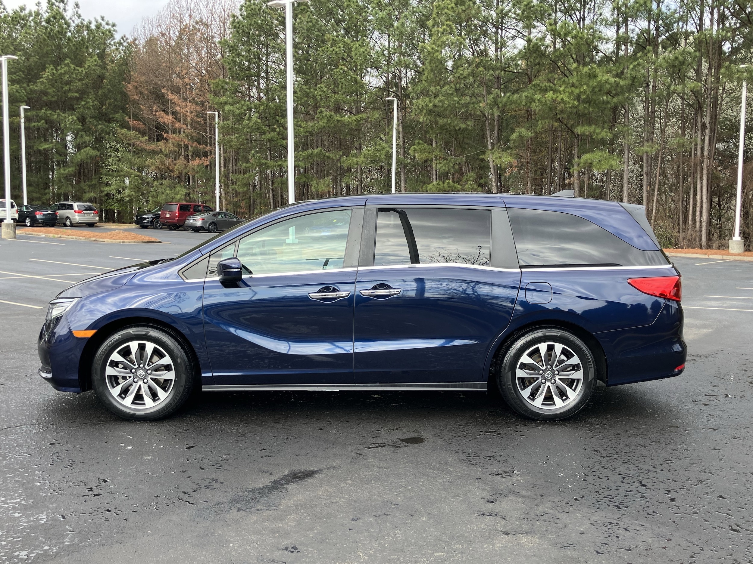2023 Honda Odyssey EX-L Auto photo 6