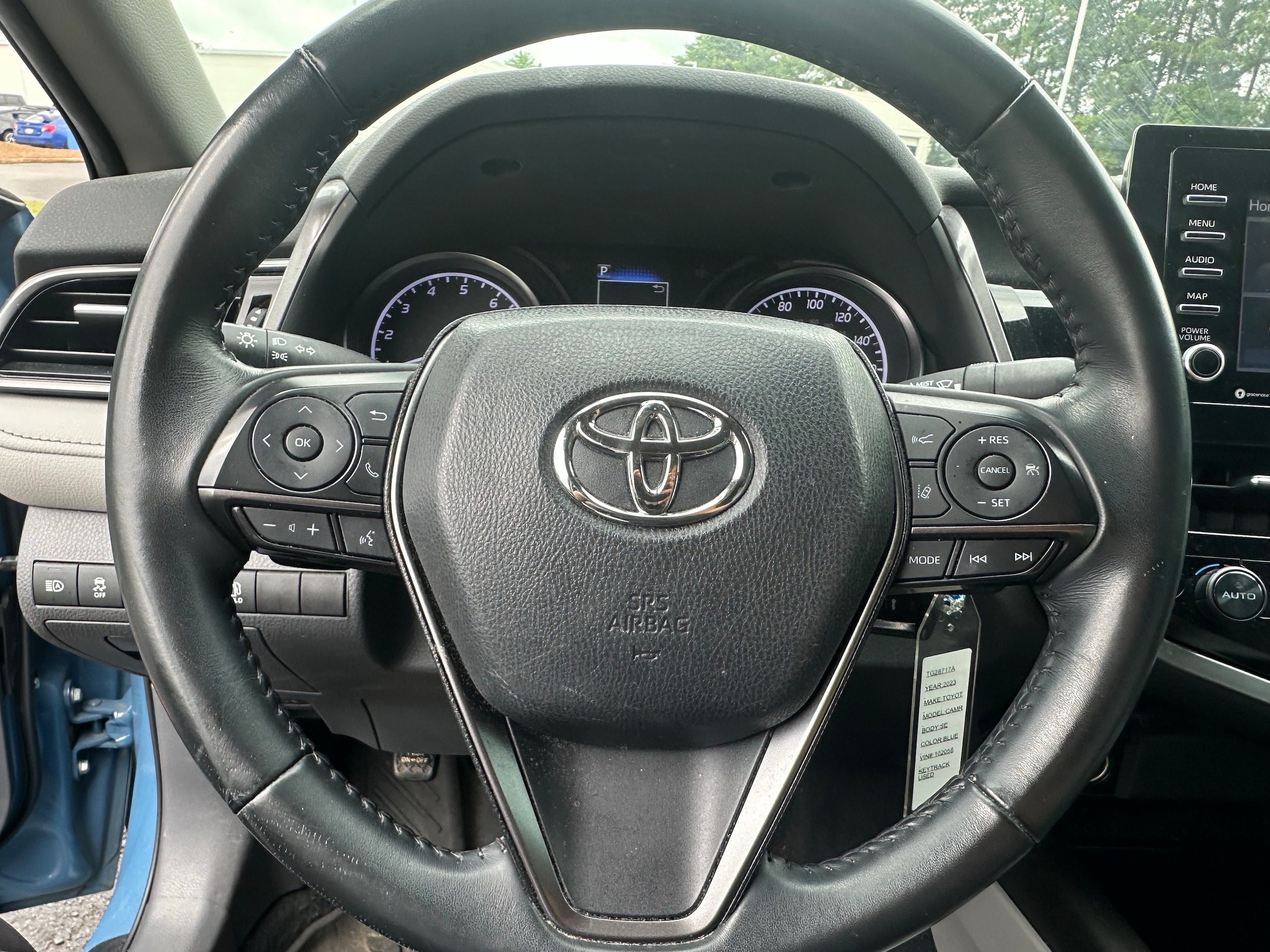 Toyota Camry SE Auto