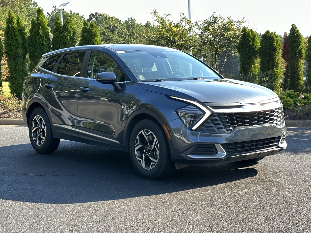 Used 2024 Kia Sportage LX FWD SUV