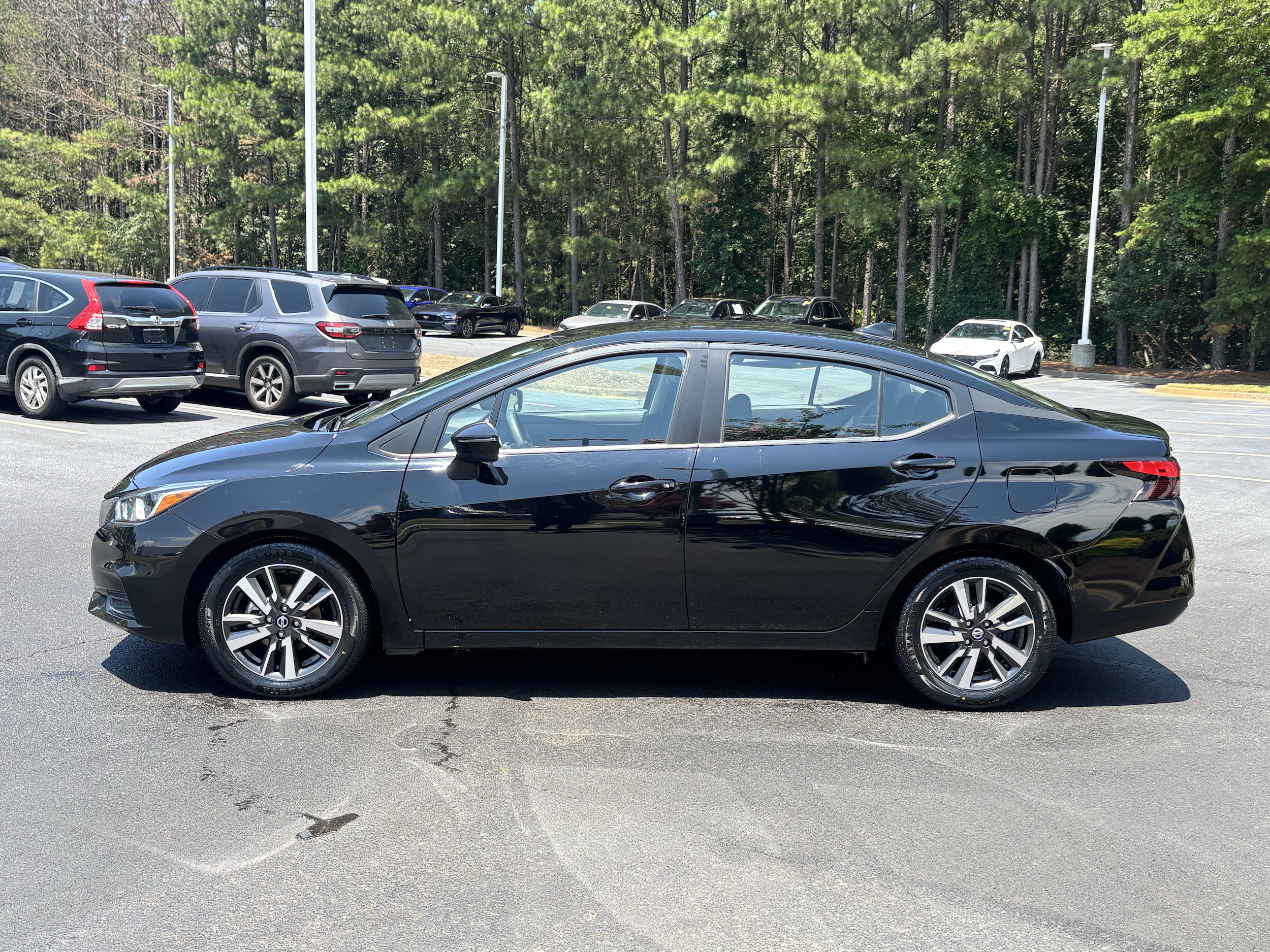 Nissan Versa SV CVT