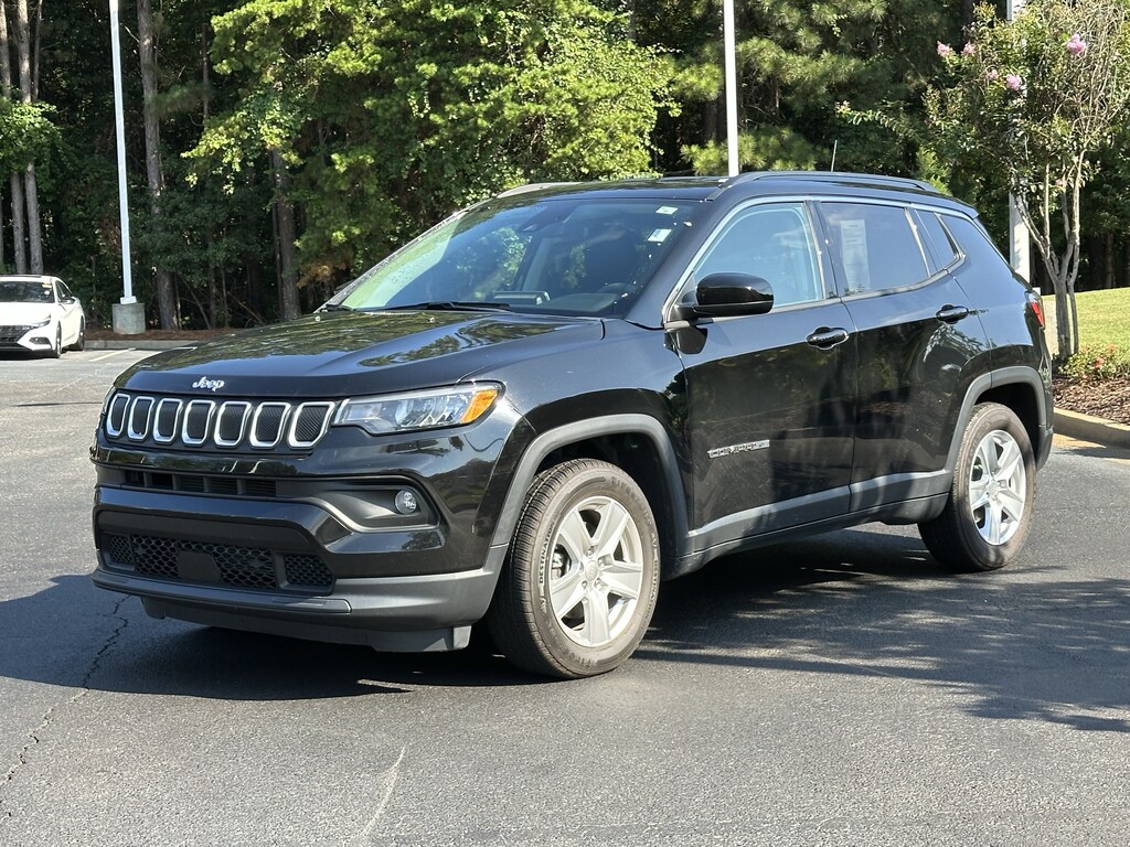 Used 2022 Jeep Compass Latitude FWD SUV