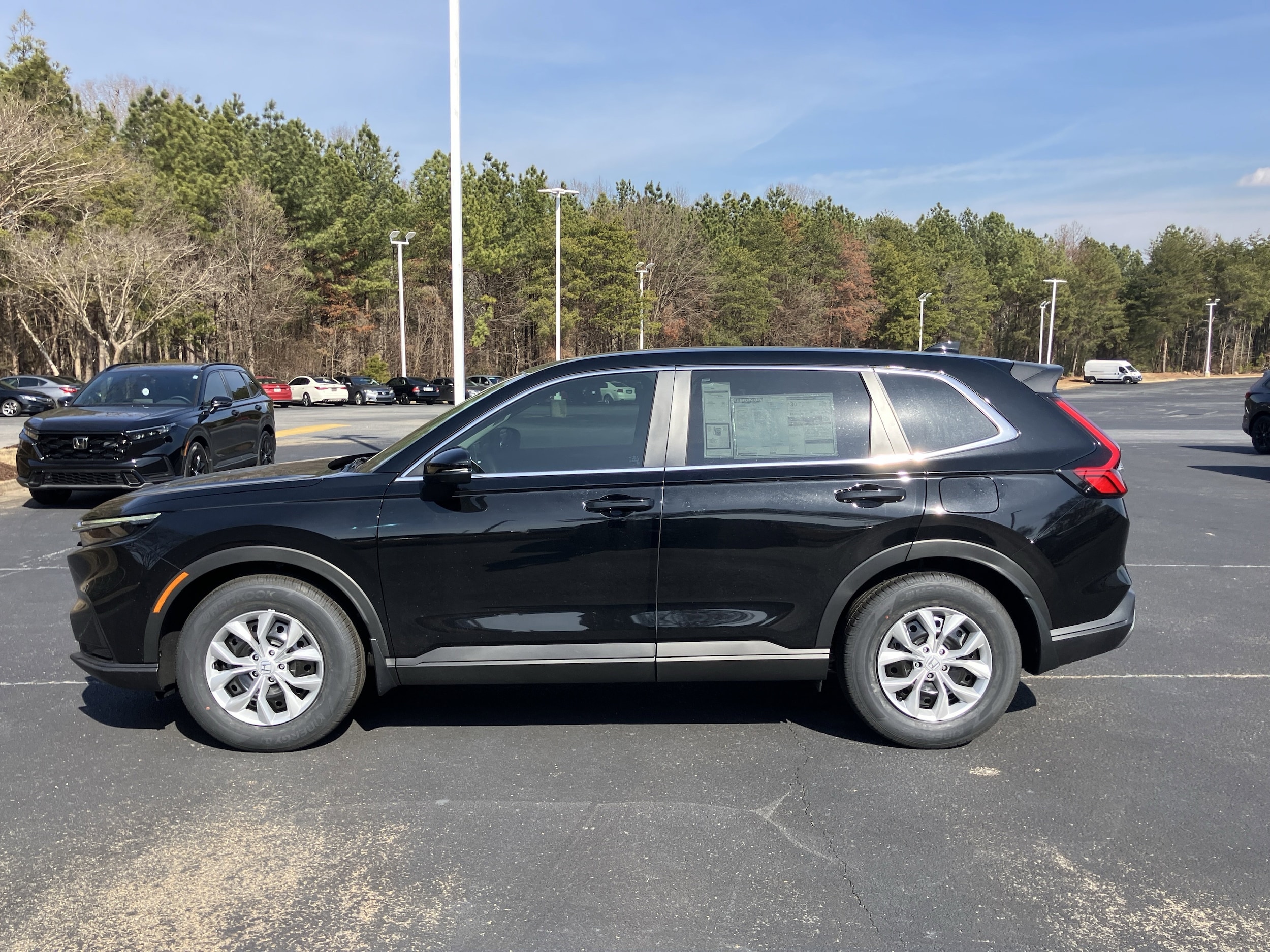 2026 Honda CR-V LX - Photo 6