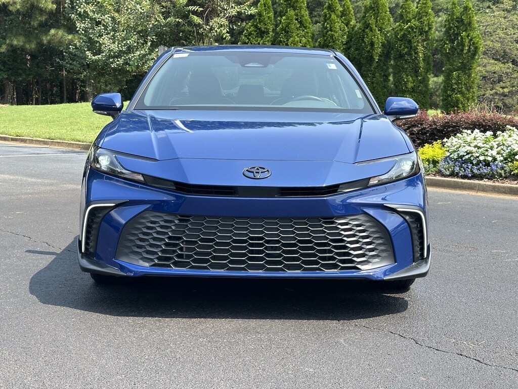Used 2025 Toyota Camry SE Sedan