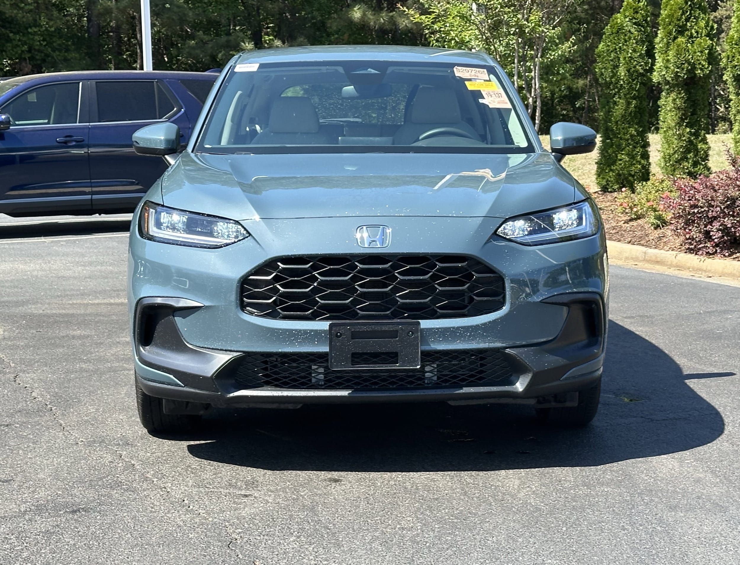 2025 Honda HR-V LX 2WD CVT photo 3