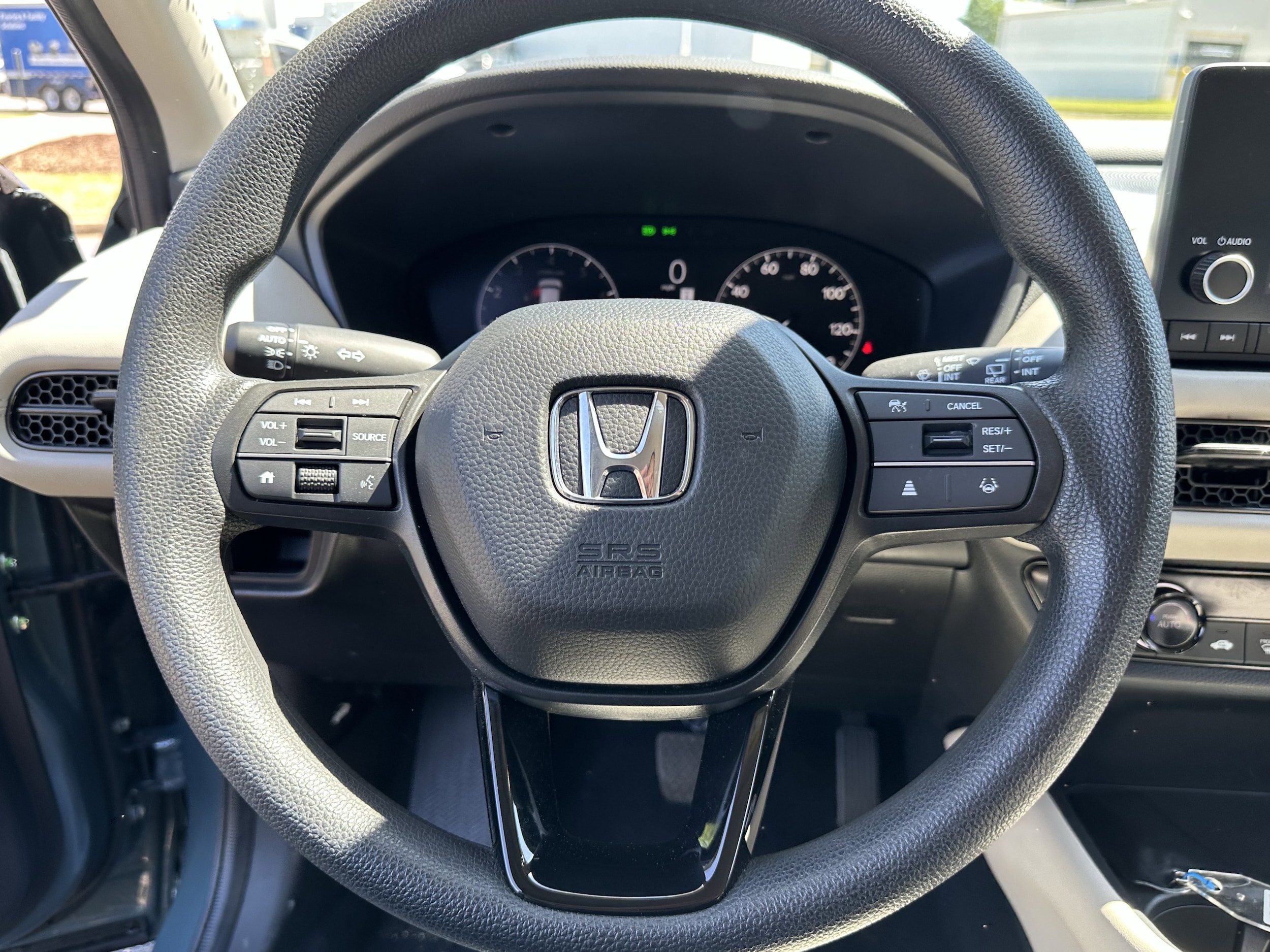 2025 Honda HR-V LX 2WD CVT photo 6