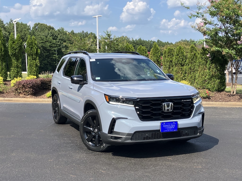 Certified 2025 Honda Pilot Black Edition AWD SUV