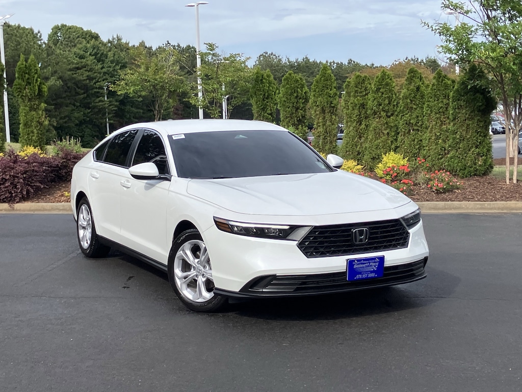 Used 2025 Honda Accord LX CVT Sedan