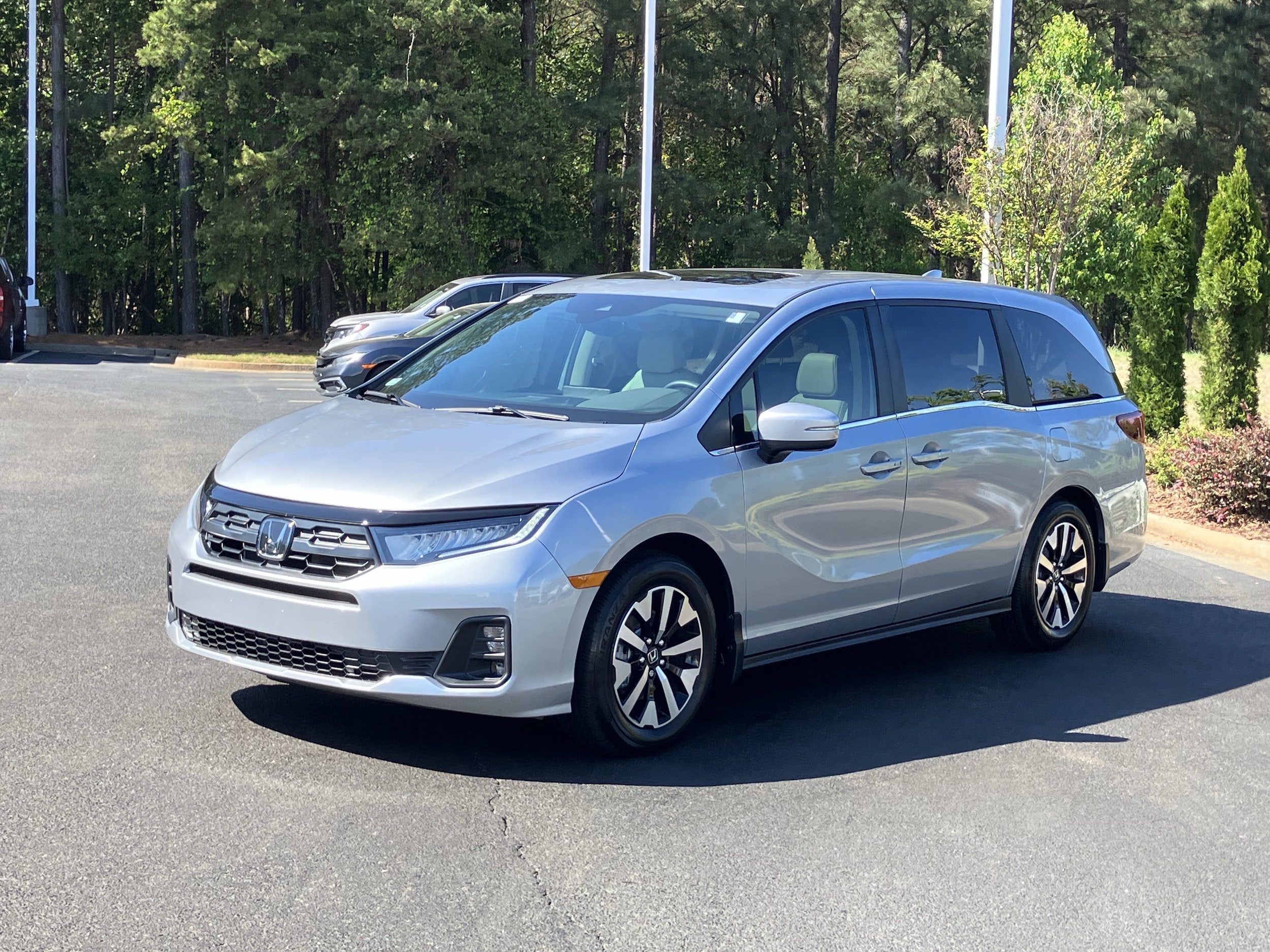 2026 Honda Odyssey EX-L Auto photo 5