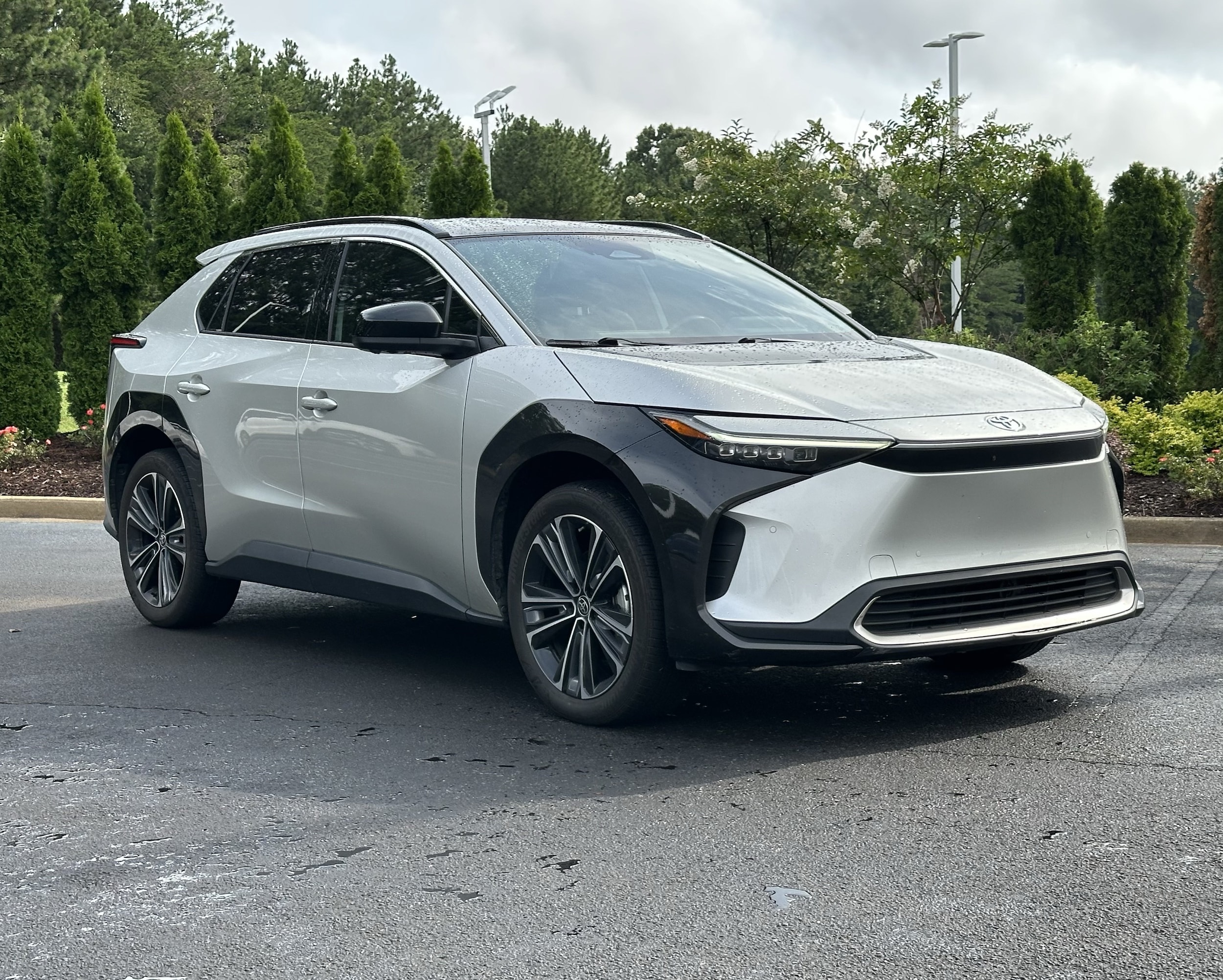Toyota BZ4X Limited AWD