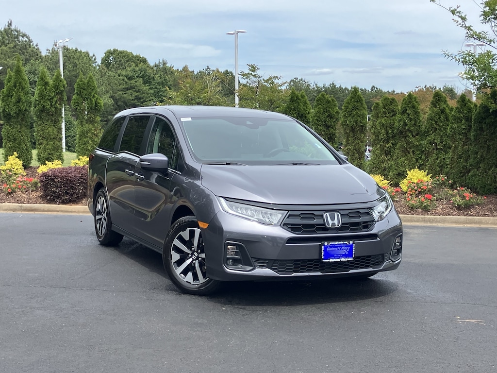 Used 2026 Honda Odyssey EX-L Auto Minivan