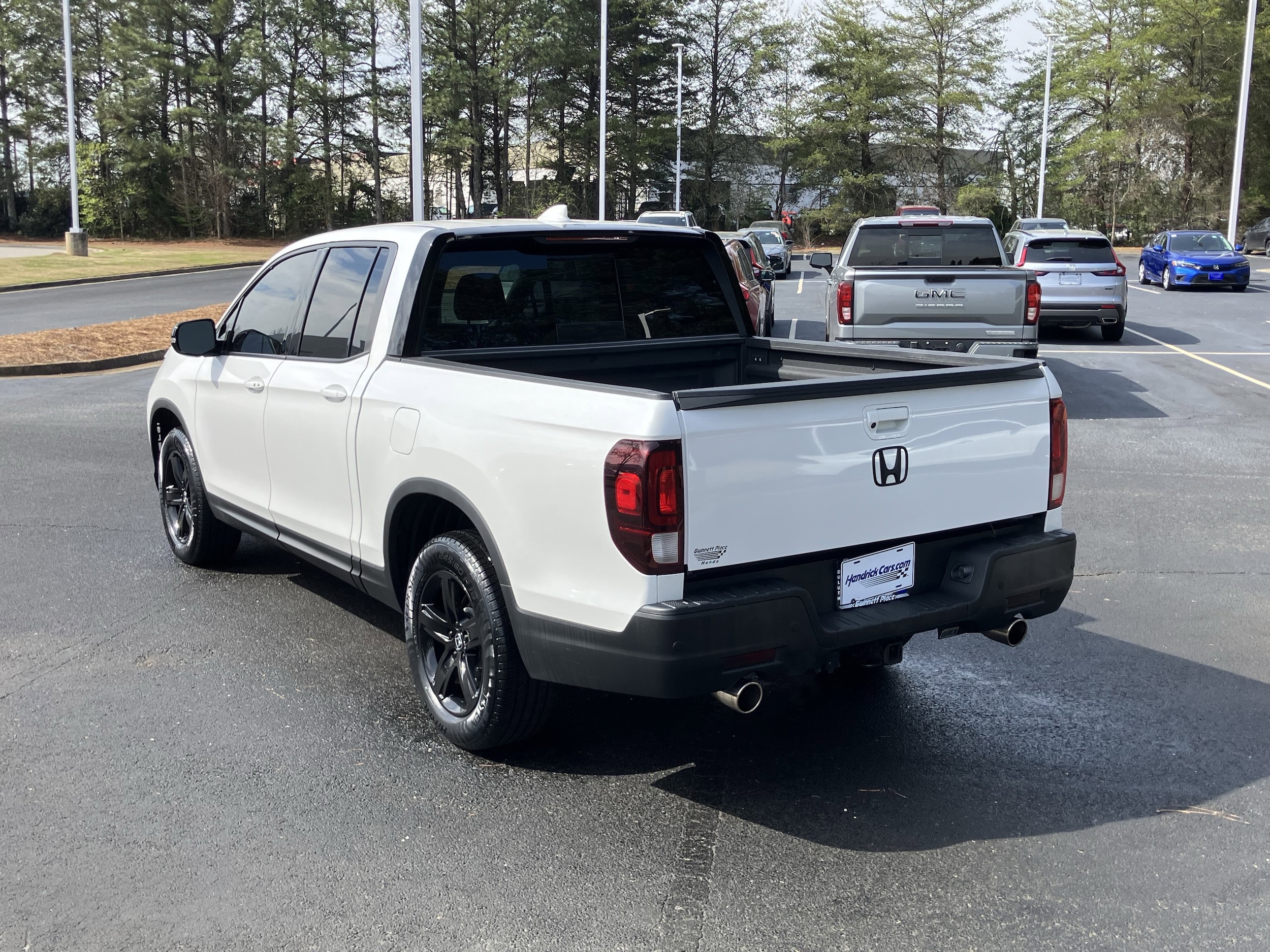 2023 Honda Ridgeline Black Edition AWD photo 3