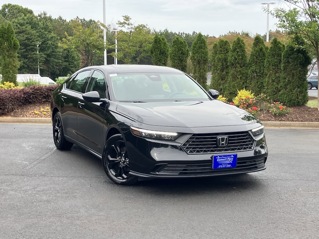 Used 2025 Honda Accord SE CVT Sedan