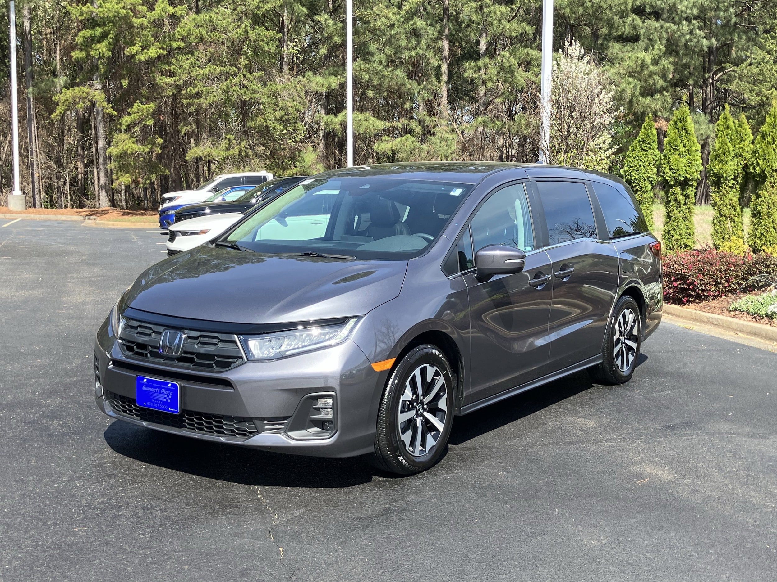 2025 Honda Odyssey EX-L Auto photo 4