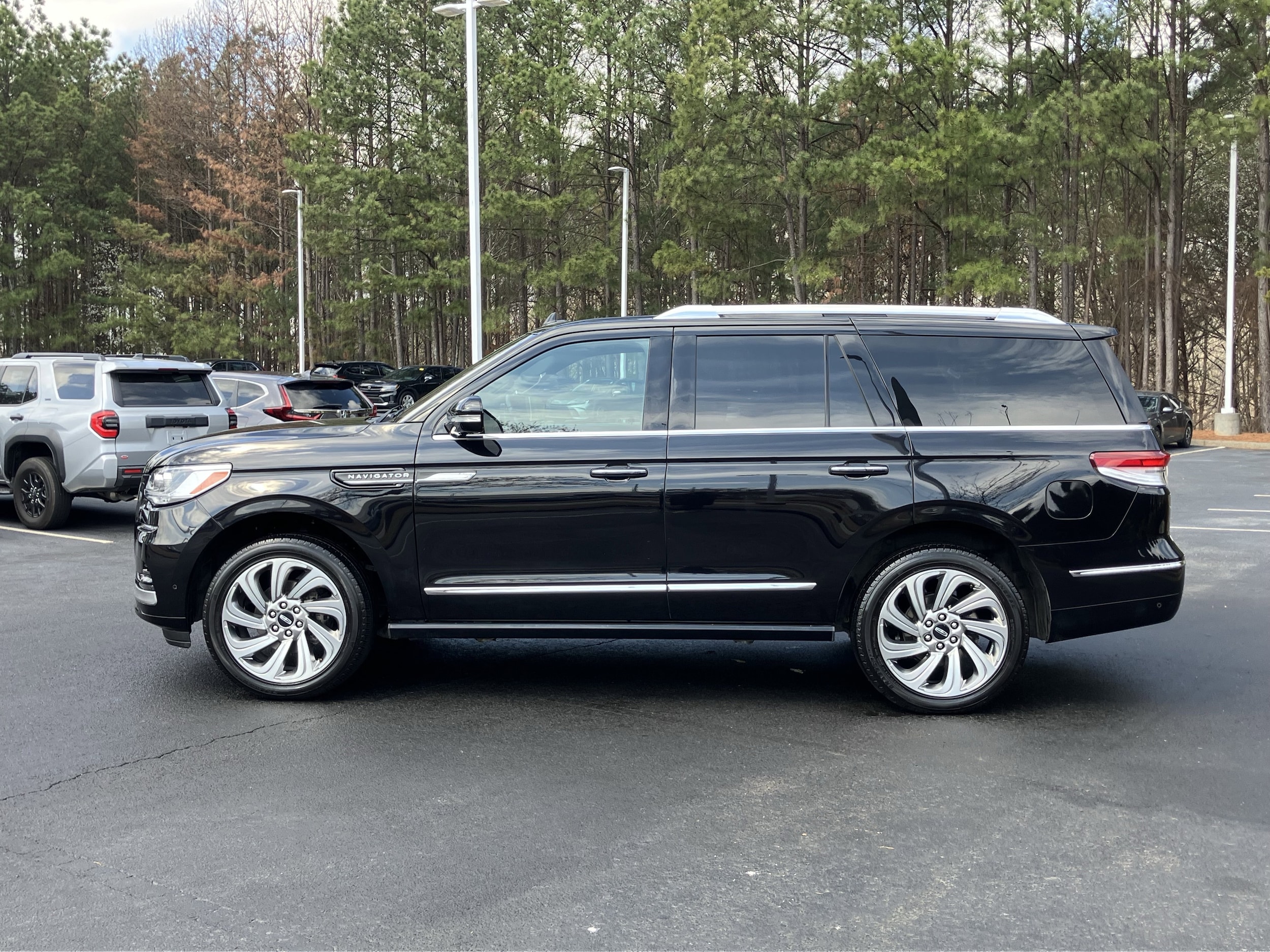 2024 Lincoln Navigator Reserve 4x4 photo 5
