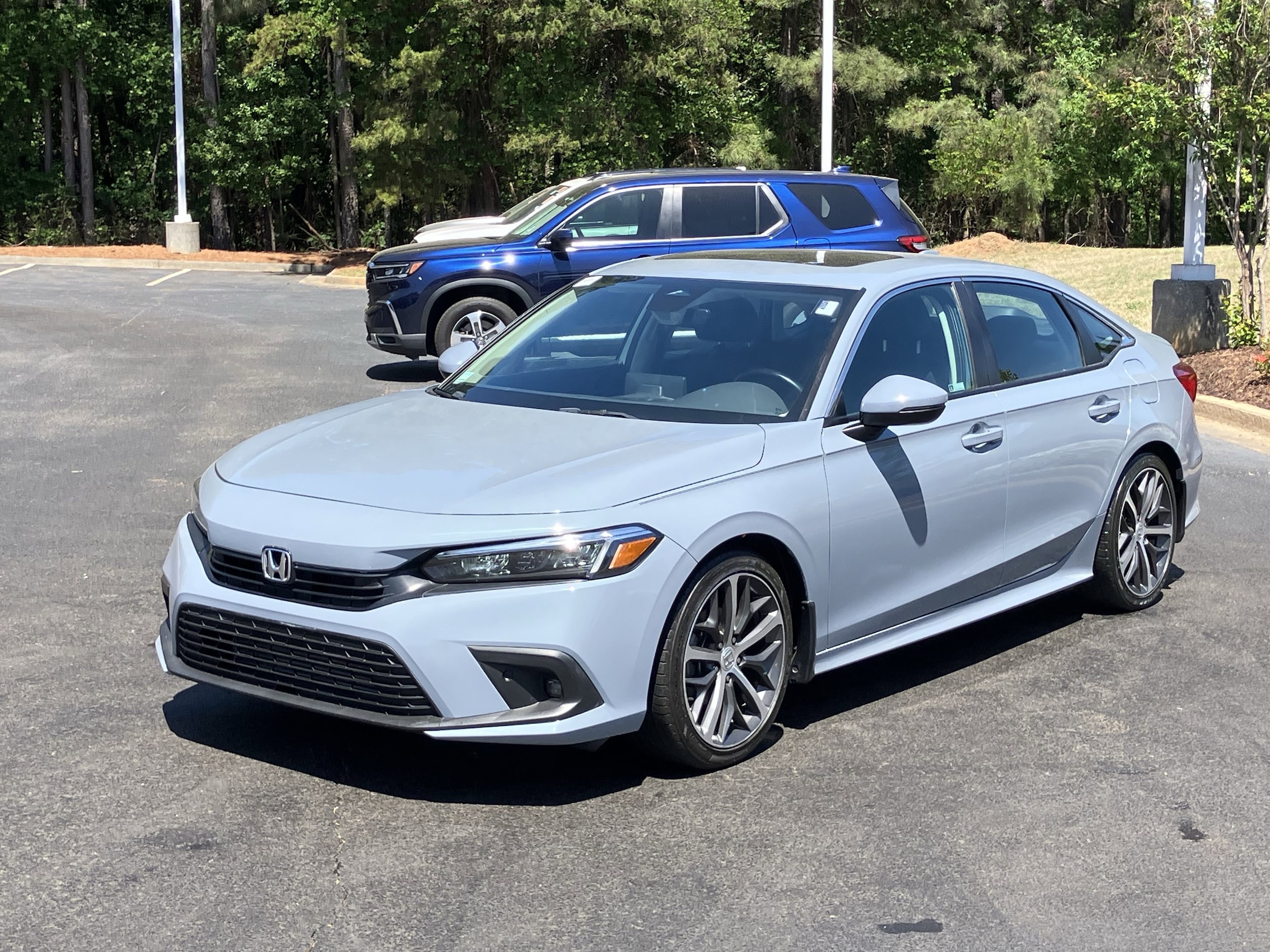 2023 Honda Civic Touring CVT photo 5