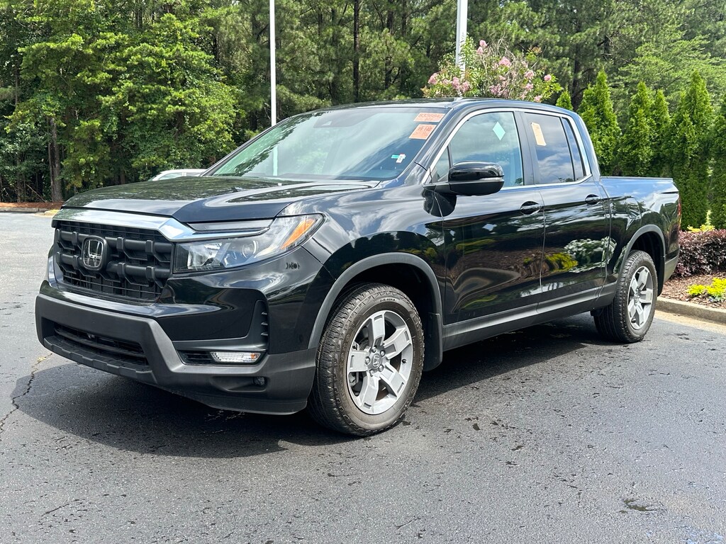 Certified 2025 Honda Ridgeline RTL AWD Pickup