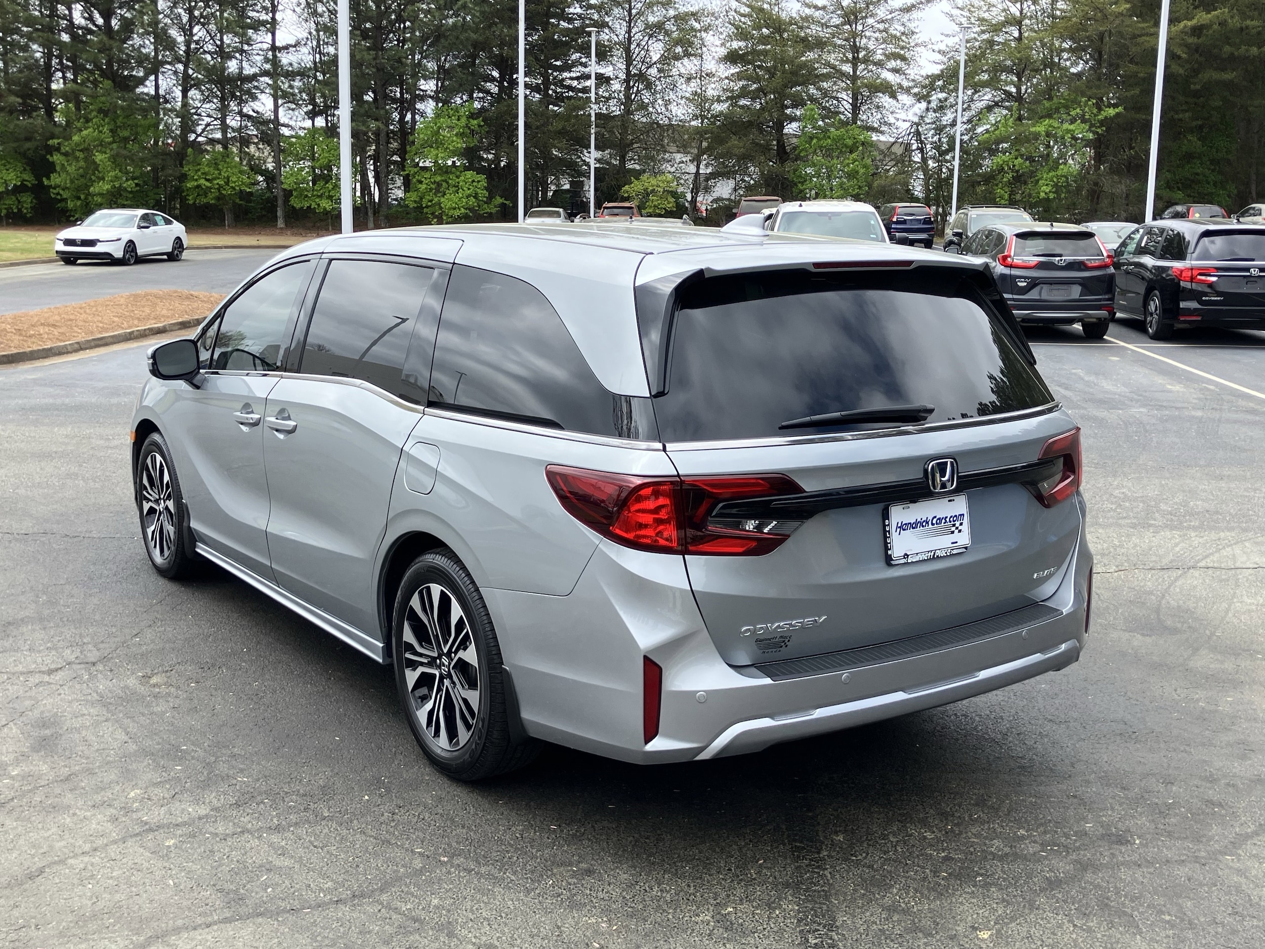 2025 Honda Odyssey Elite Auto photo 3