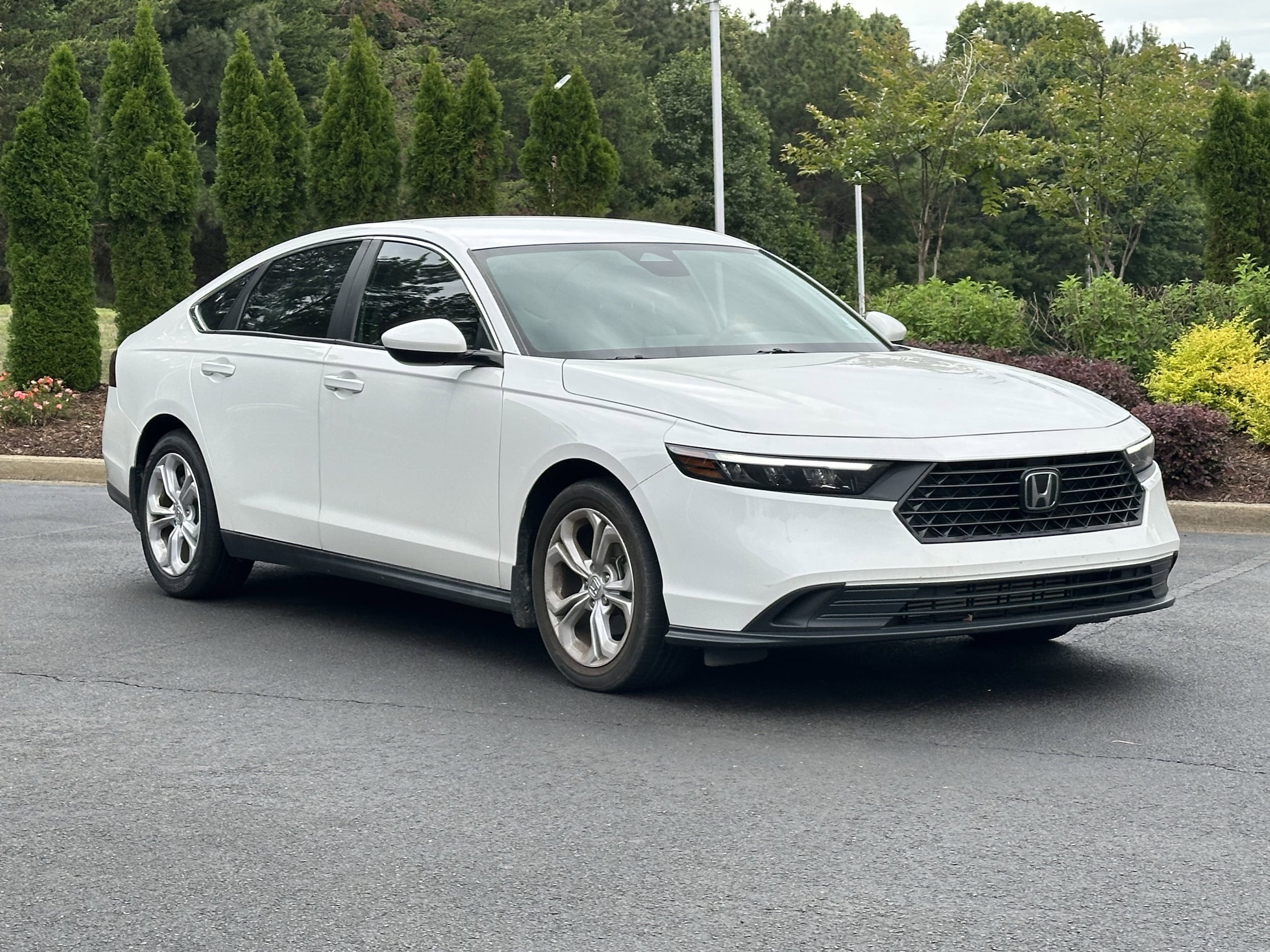 2023 Honda Accord LX CVT photo 2