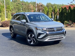 2024 Volkswagen Taos SE 4MOTION SUV