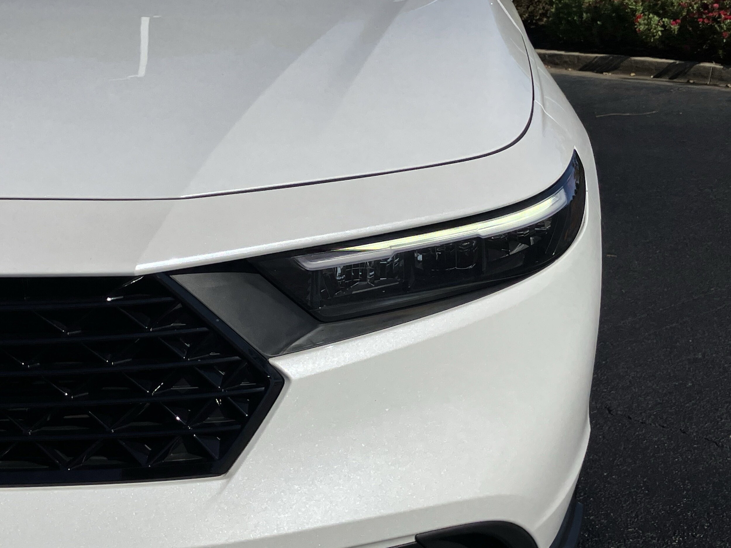 2025 Honda Accord Hybrid Sport photo 2