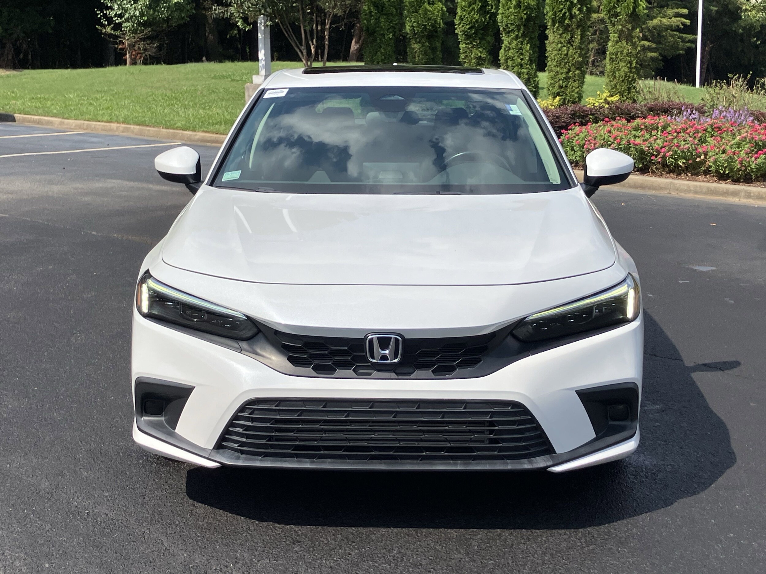 2022 Honda Civic Hatchback EX-L photo 2