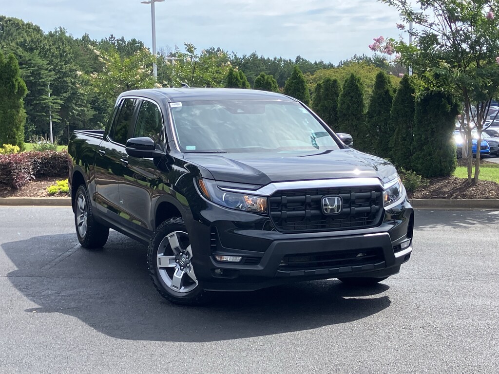 Certified 2025 Honda Ridgeline RTL AWD Pickup