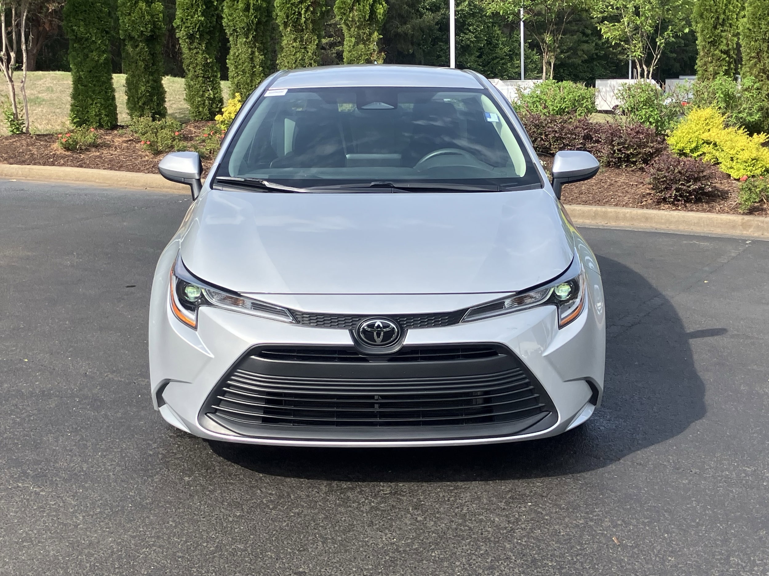 2024 Toyota Corolla LE CVT photo 2