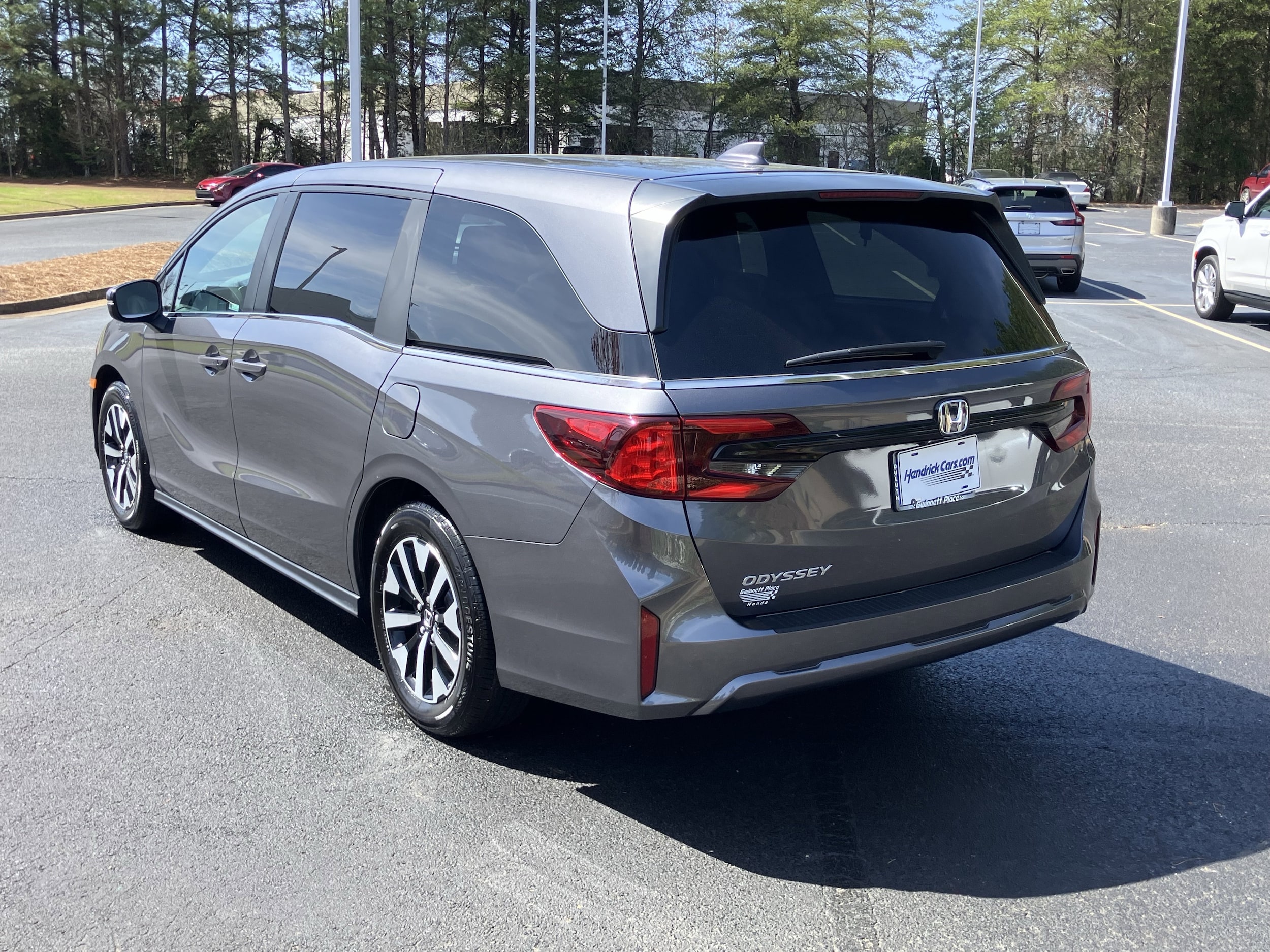 2025 Honda Odyssey EX-L Auto photo 6