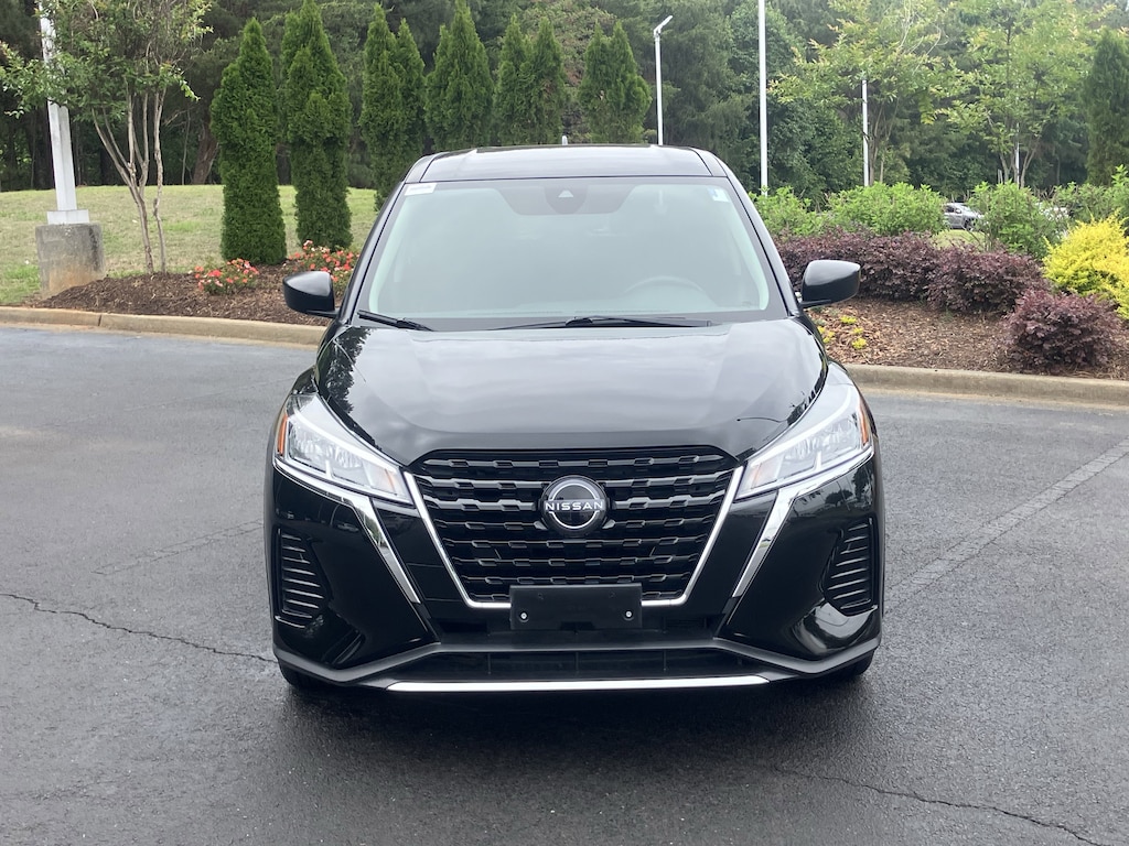 Used 2024 Nissan Kicks S FWD SUV