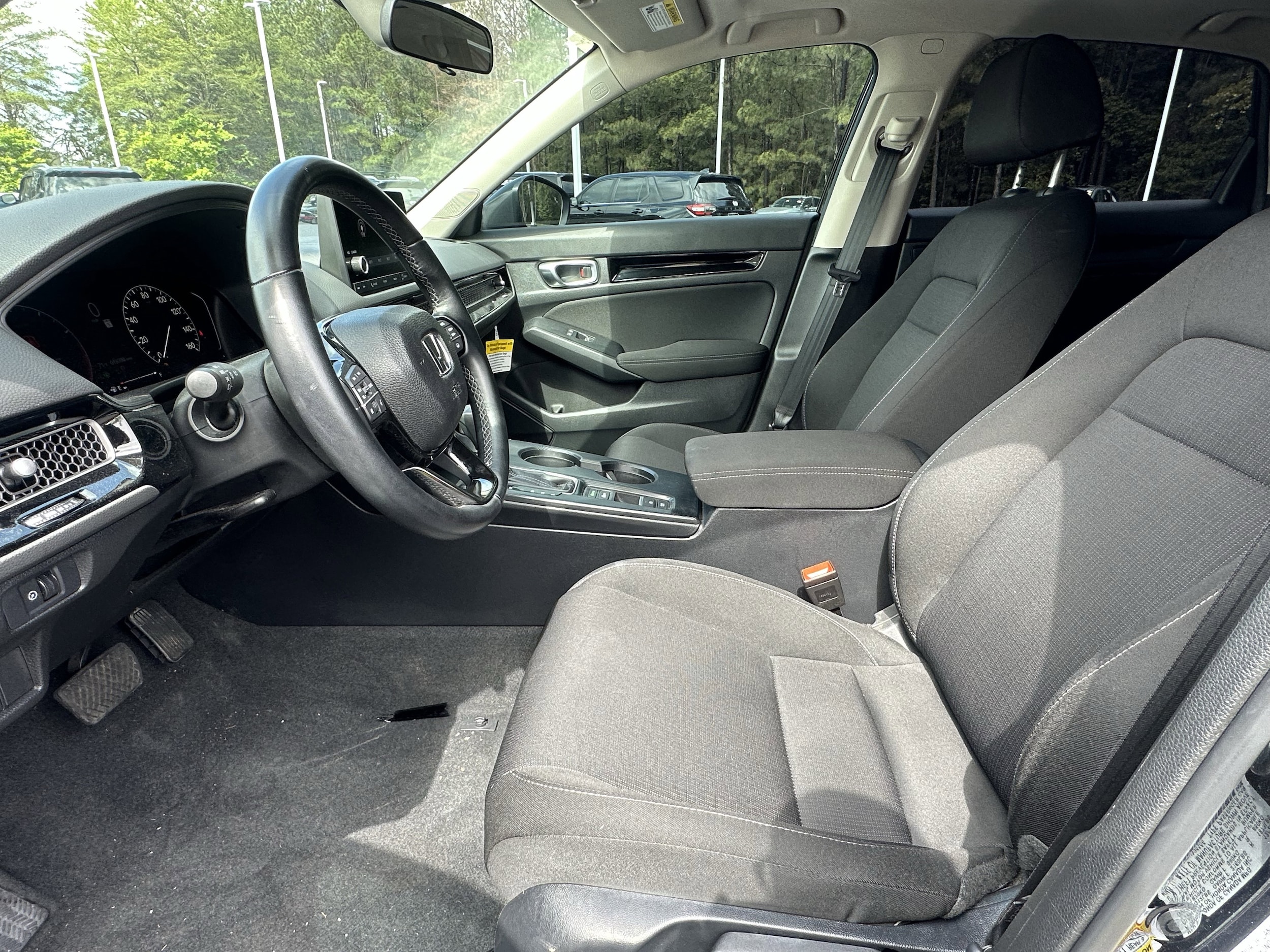 2025 Honda Civic Sport CVT photo 6