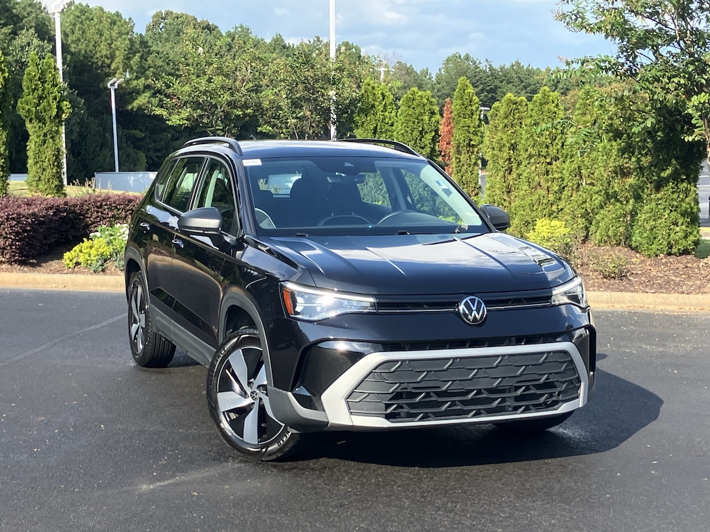 Used 2025 Volkswagen Taos S 4MOTION SUV