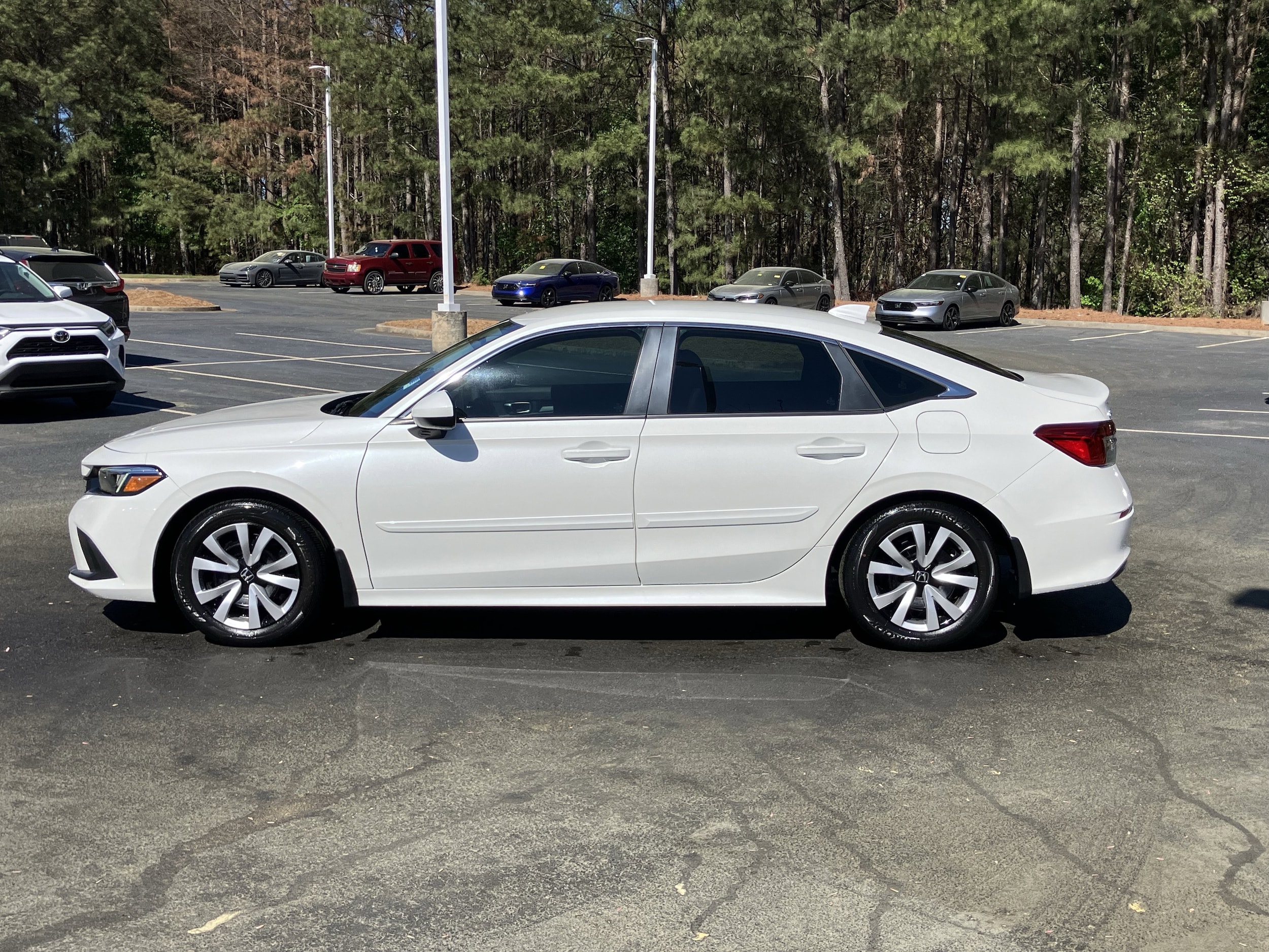 2024 Honda Civic LX CVT photo 6