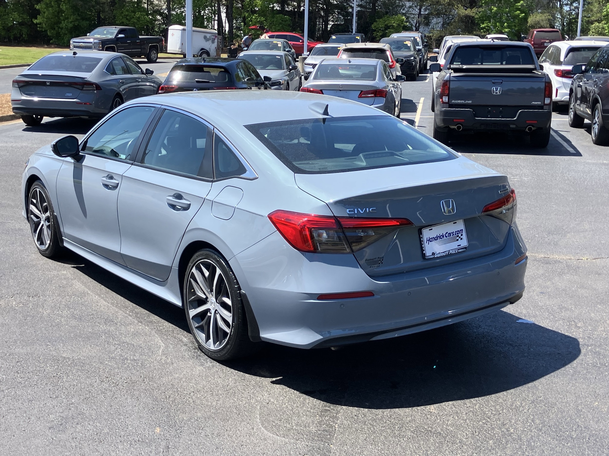 2023 Honda Civic Touring CVT photo 3