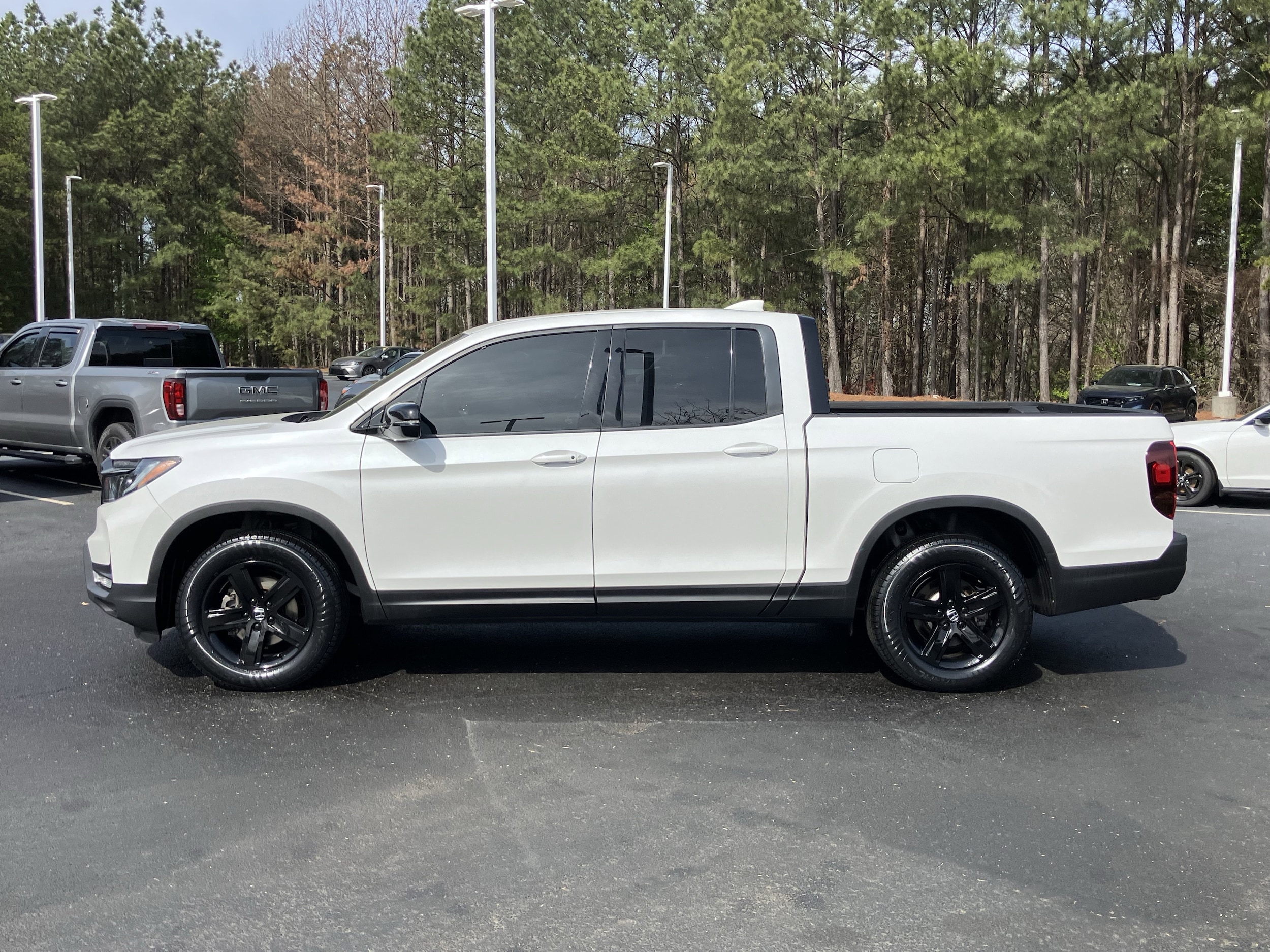 2023 Honda Ridgeline Black Edition AWD photo 6