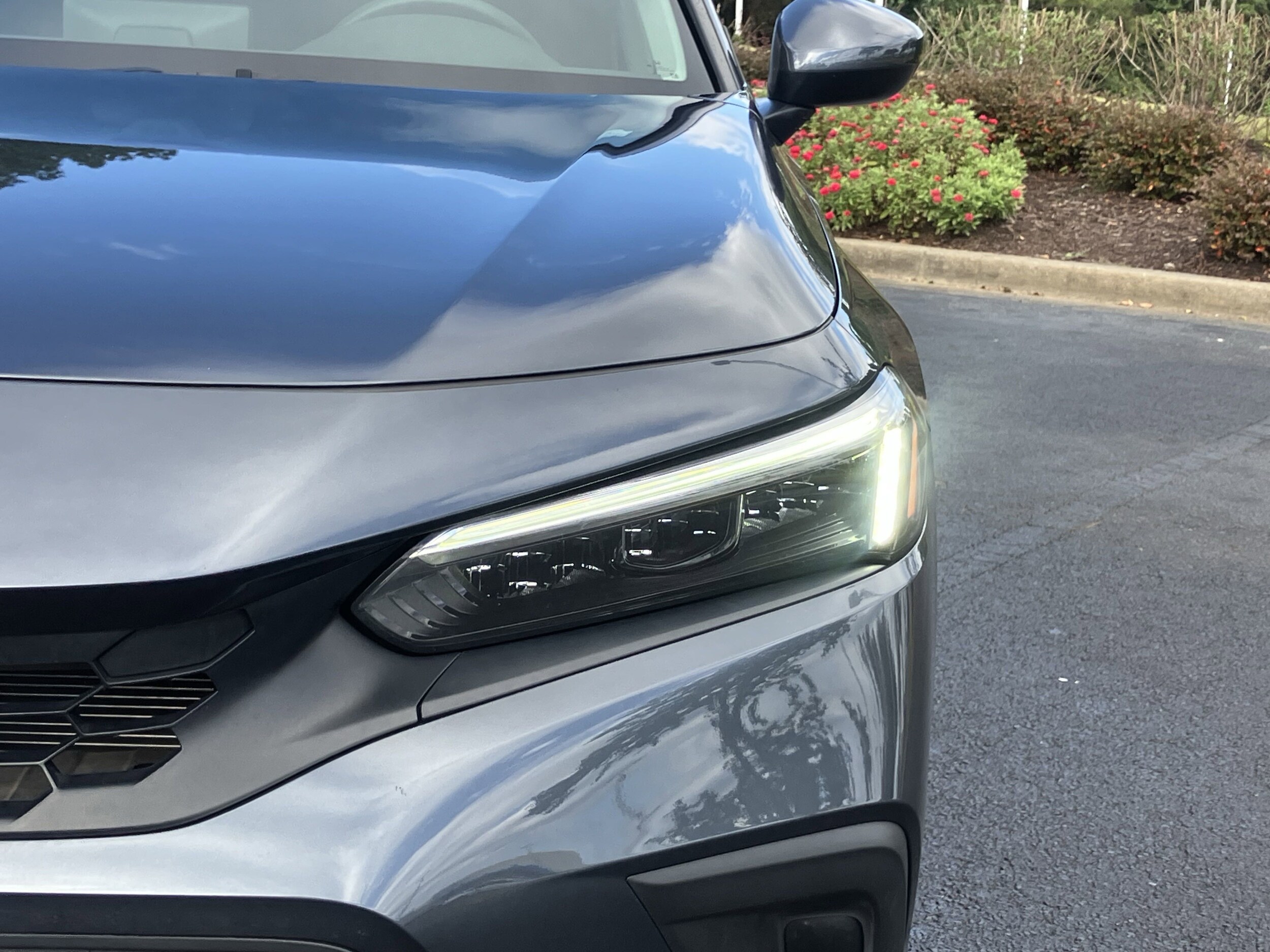 2024 Honda Civic Hatchback LX photo 2