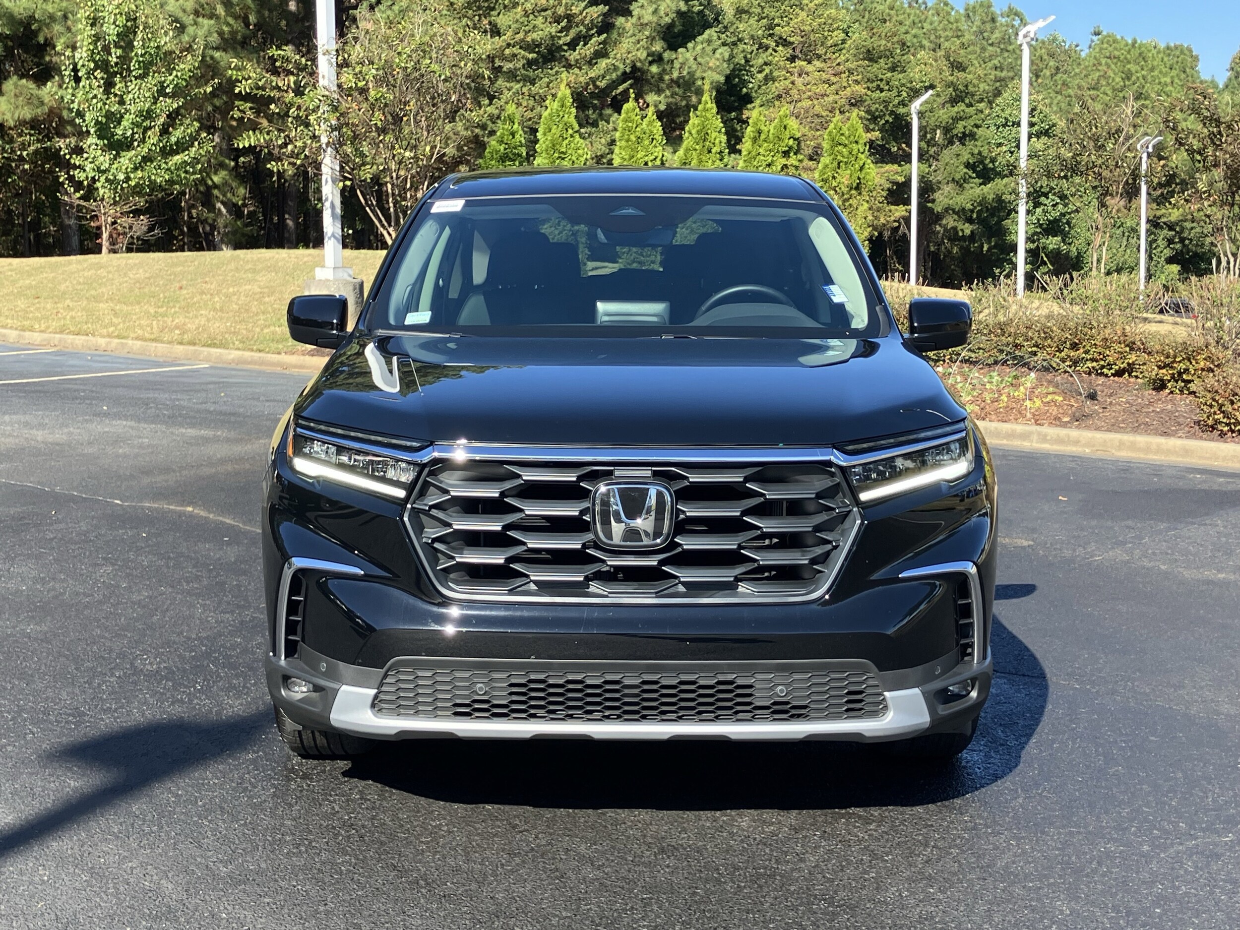 2025 Honda Pilot EX-L photo 2